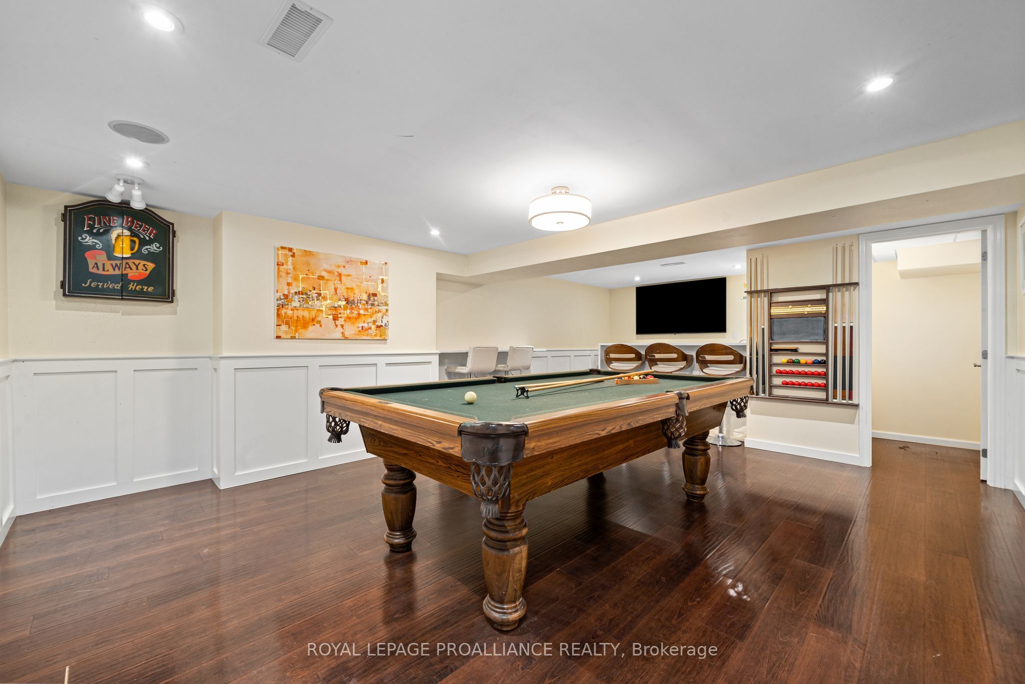 27 Forest Hill Crescent Property Photo 33