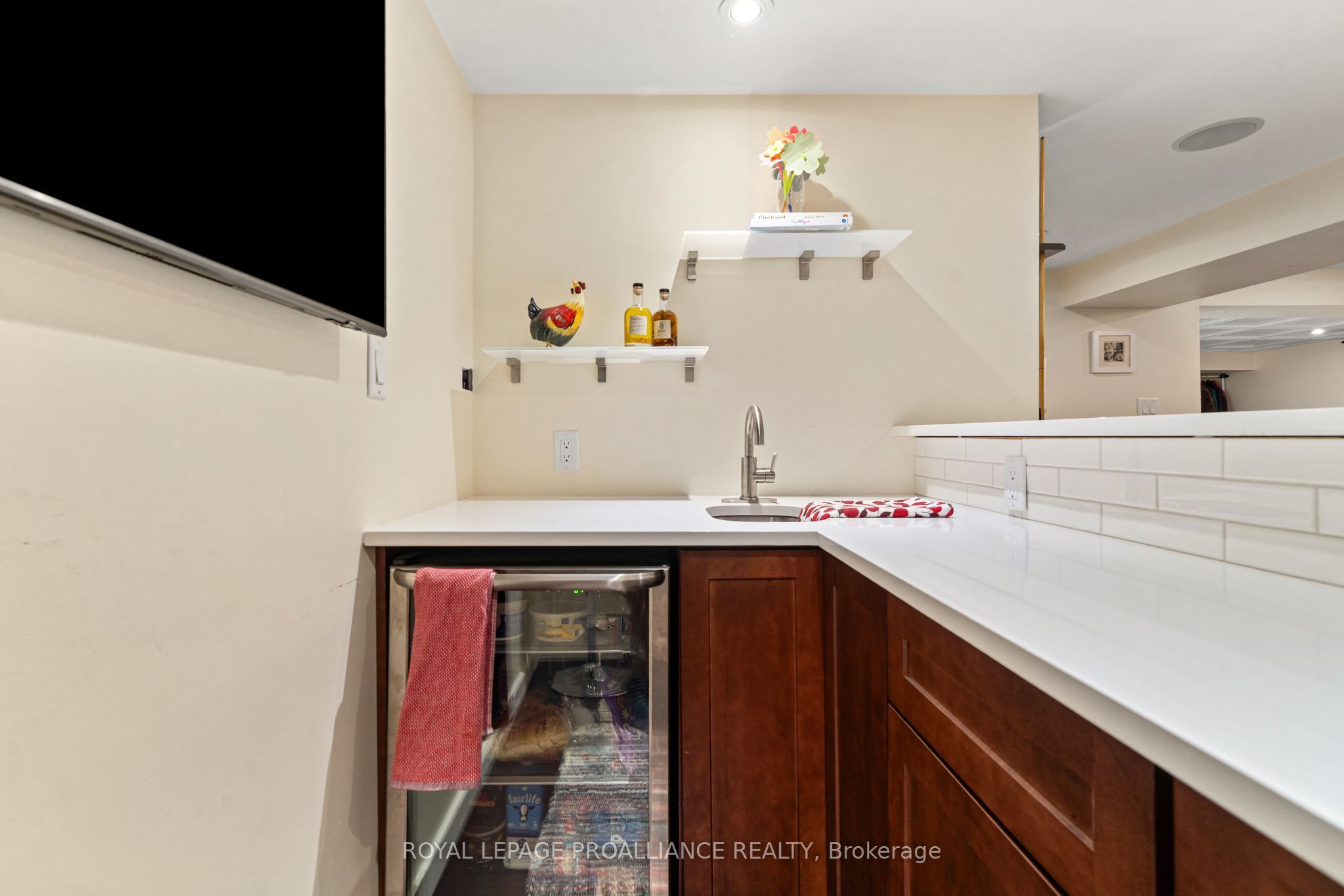 27 Forest Hill Crescent Property Photo 37