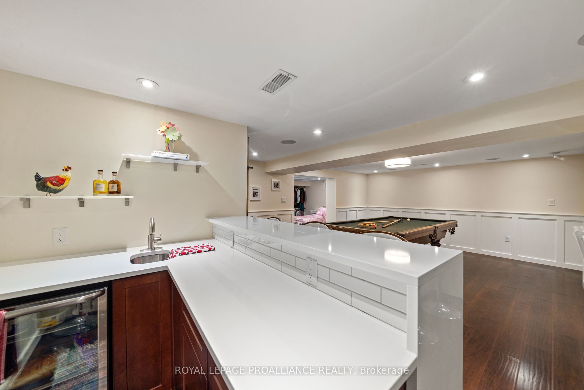 27 Forest Hill Crescent Property Photo 38