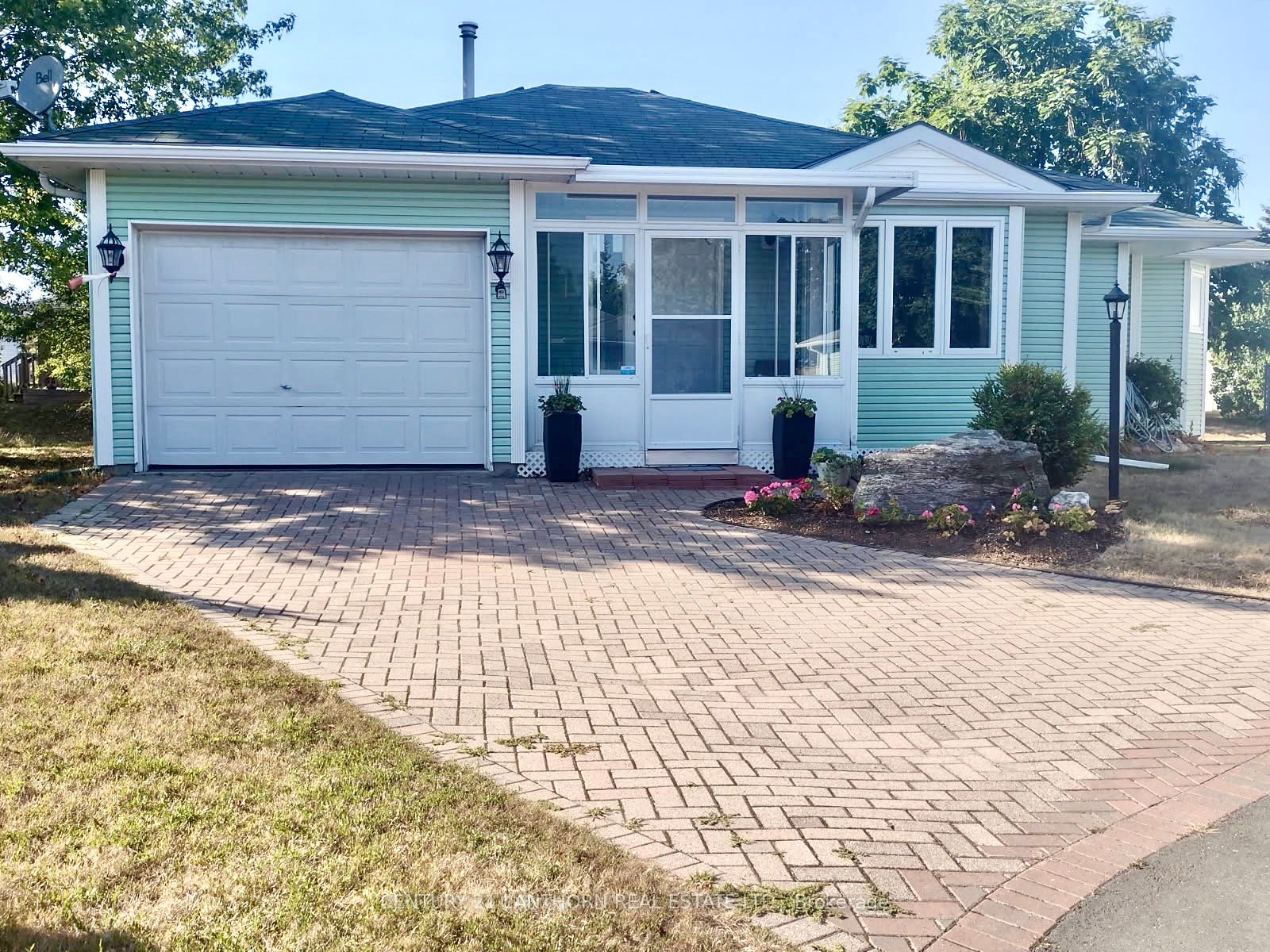 9 Reynolds Place Property Photo 1