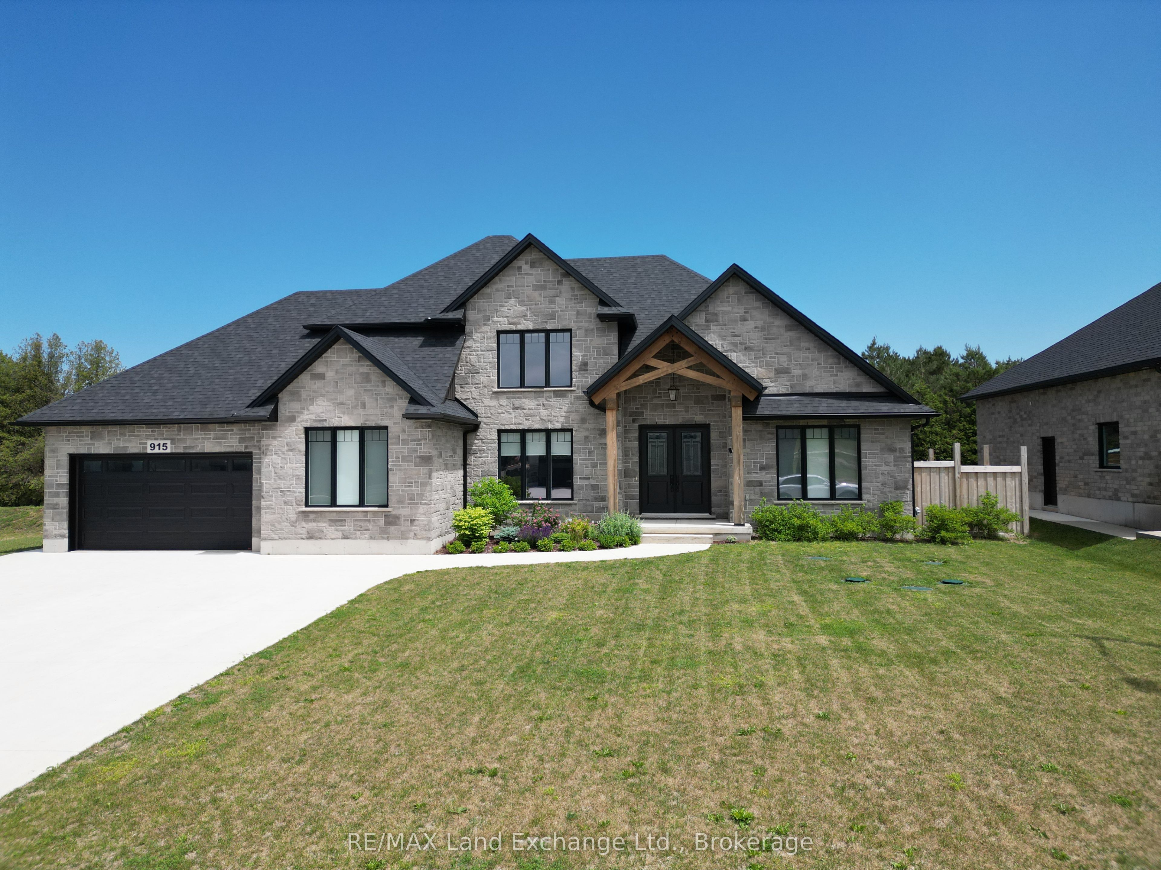 915 Bogdanovic Way Property Photo 1