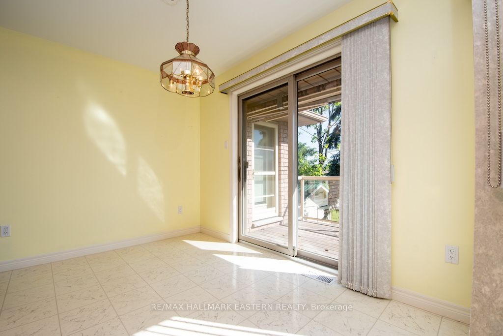 2 Huntingwood Crescent Property Photo 9