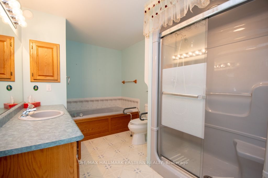 2 Huntingwood Crescent Property Photo 15