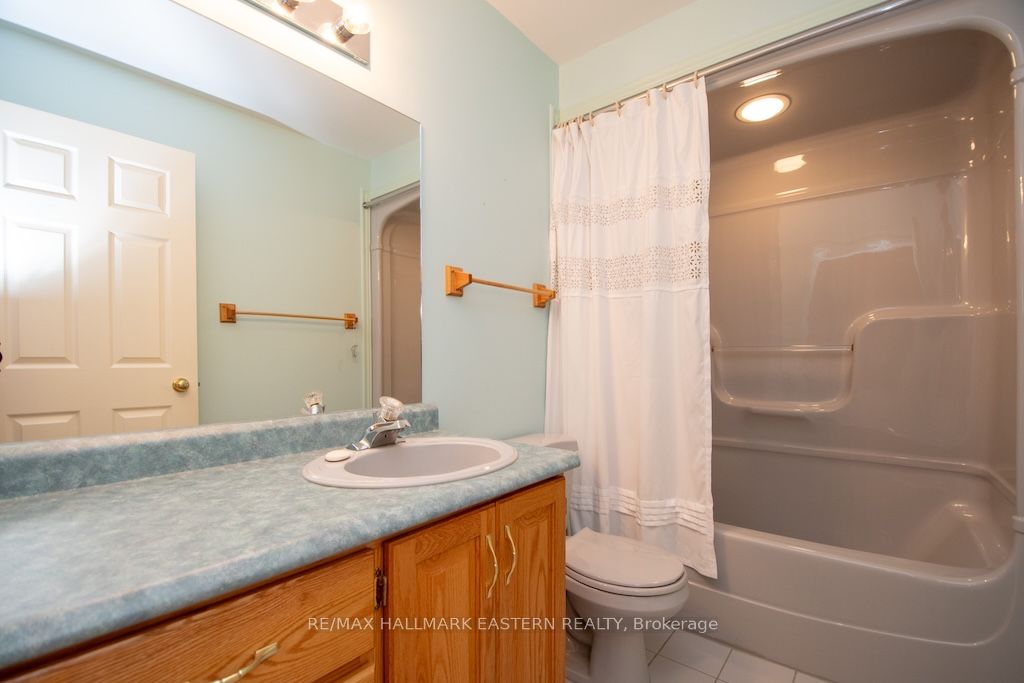 2 Huntingwood Crescent Property Photo 17