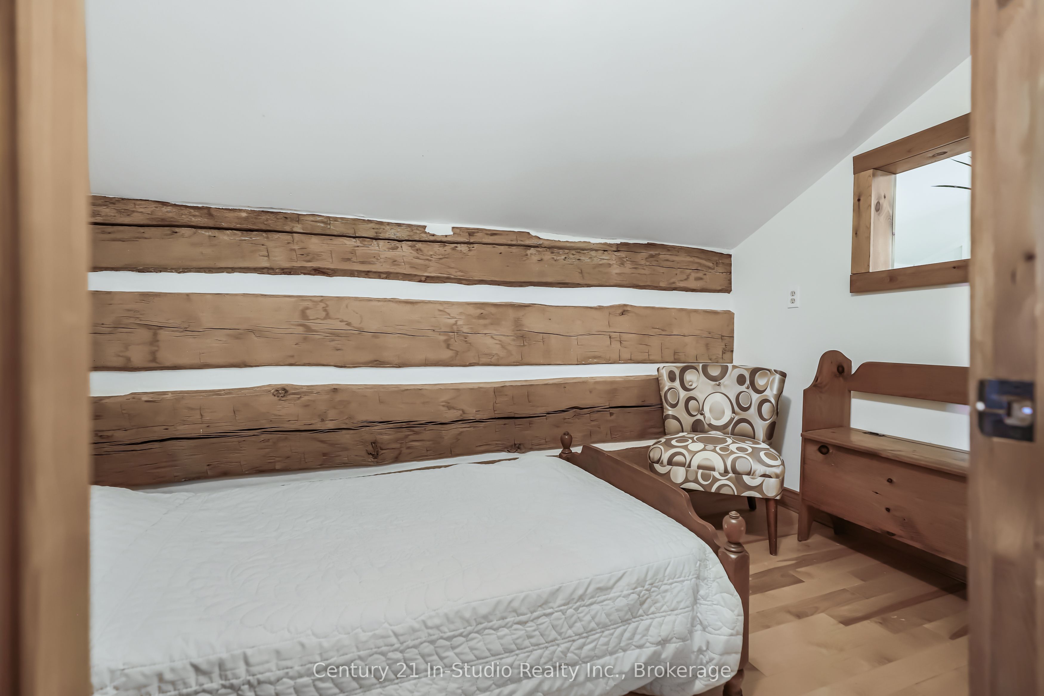 302051 Concession 2 Sdr N/a Property Photo 12