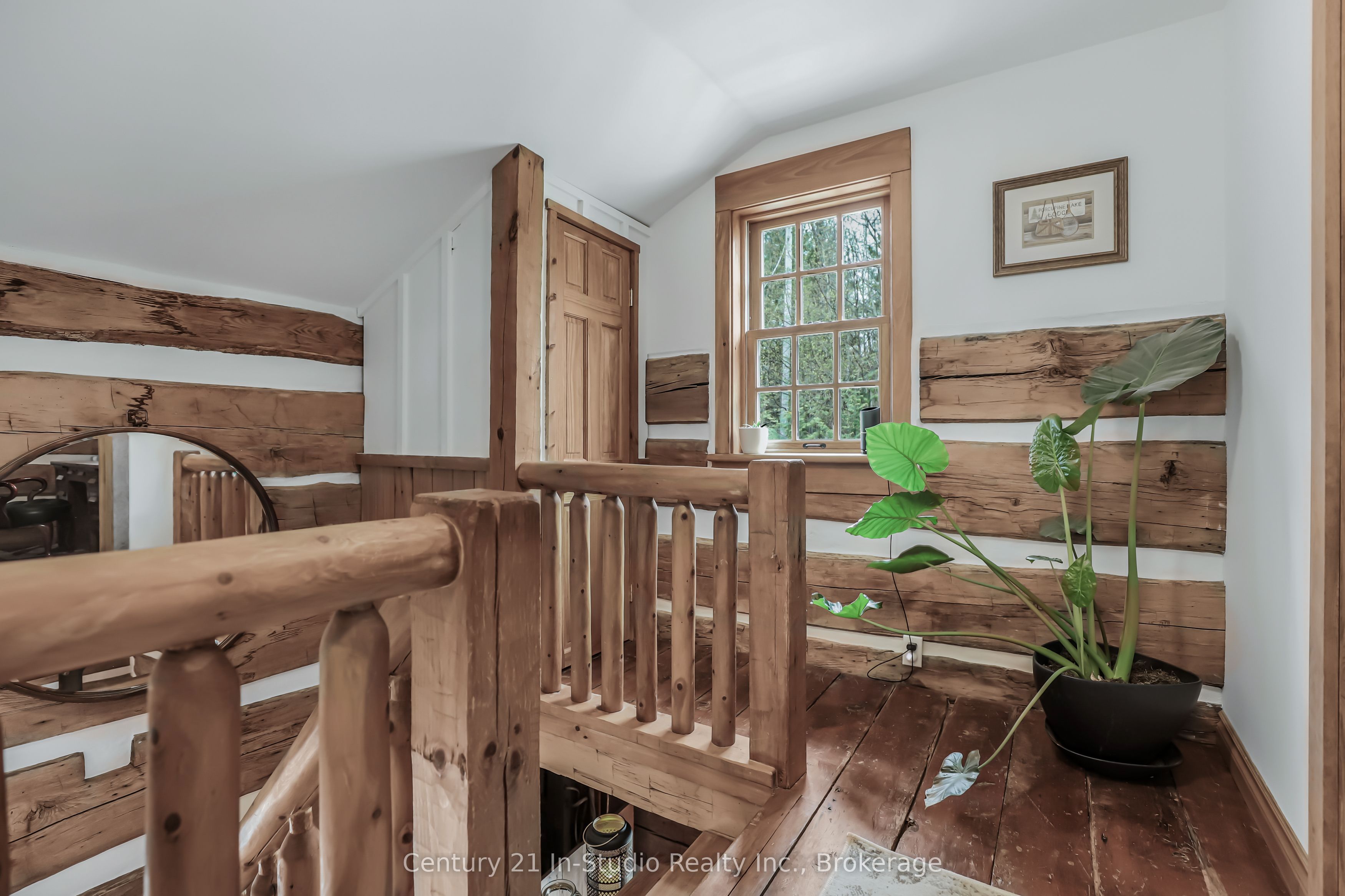 302051 Concession 2 Sdr N/a Property Photo 13