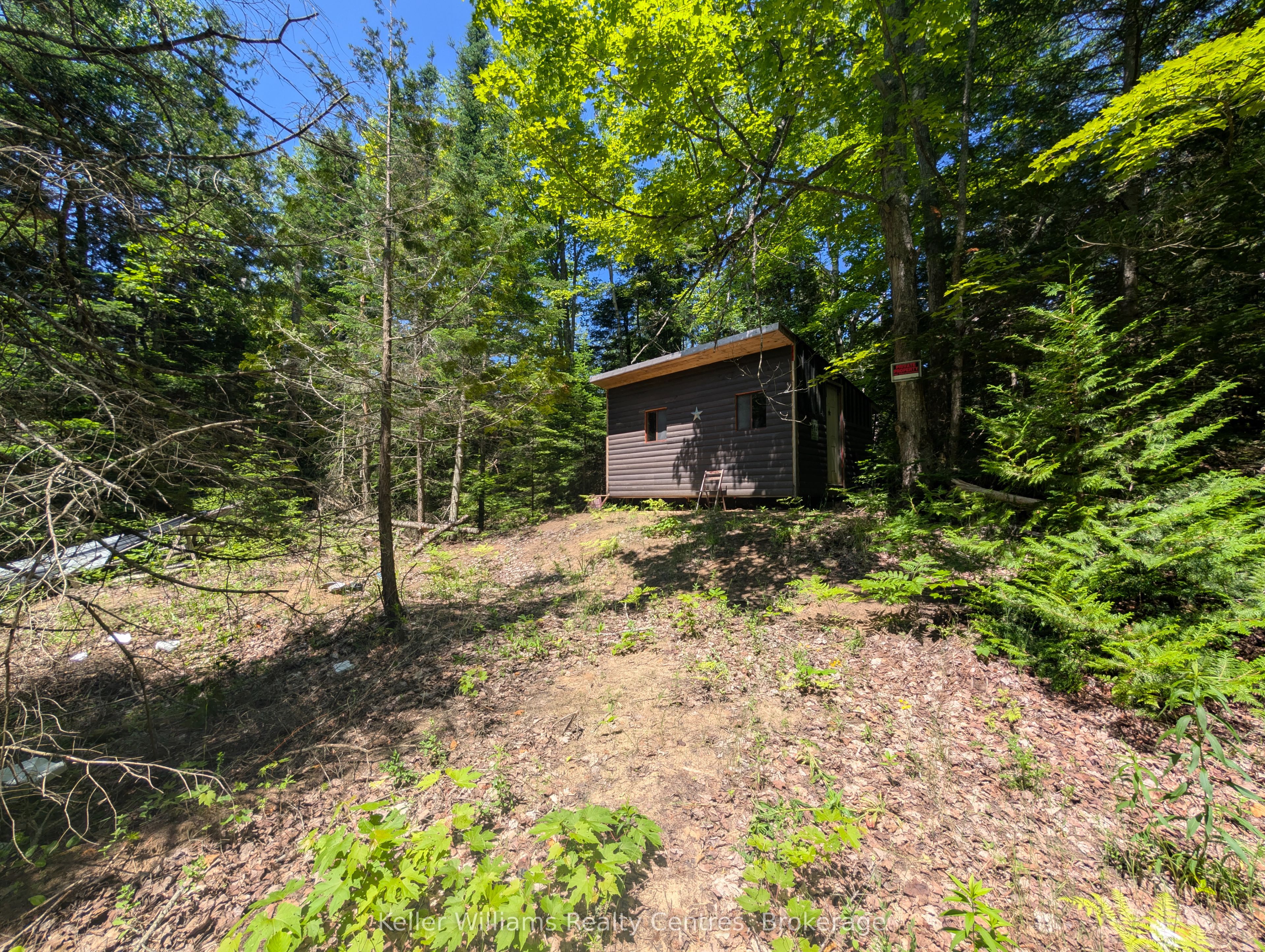 590-608 Huron Road Property Photo 9