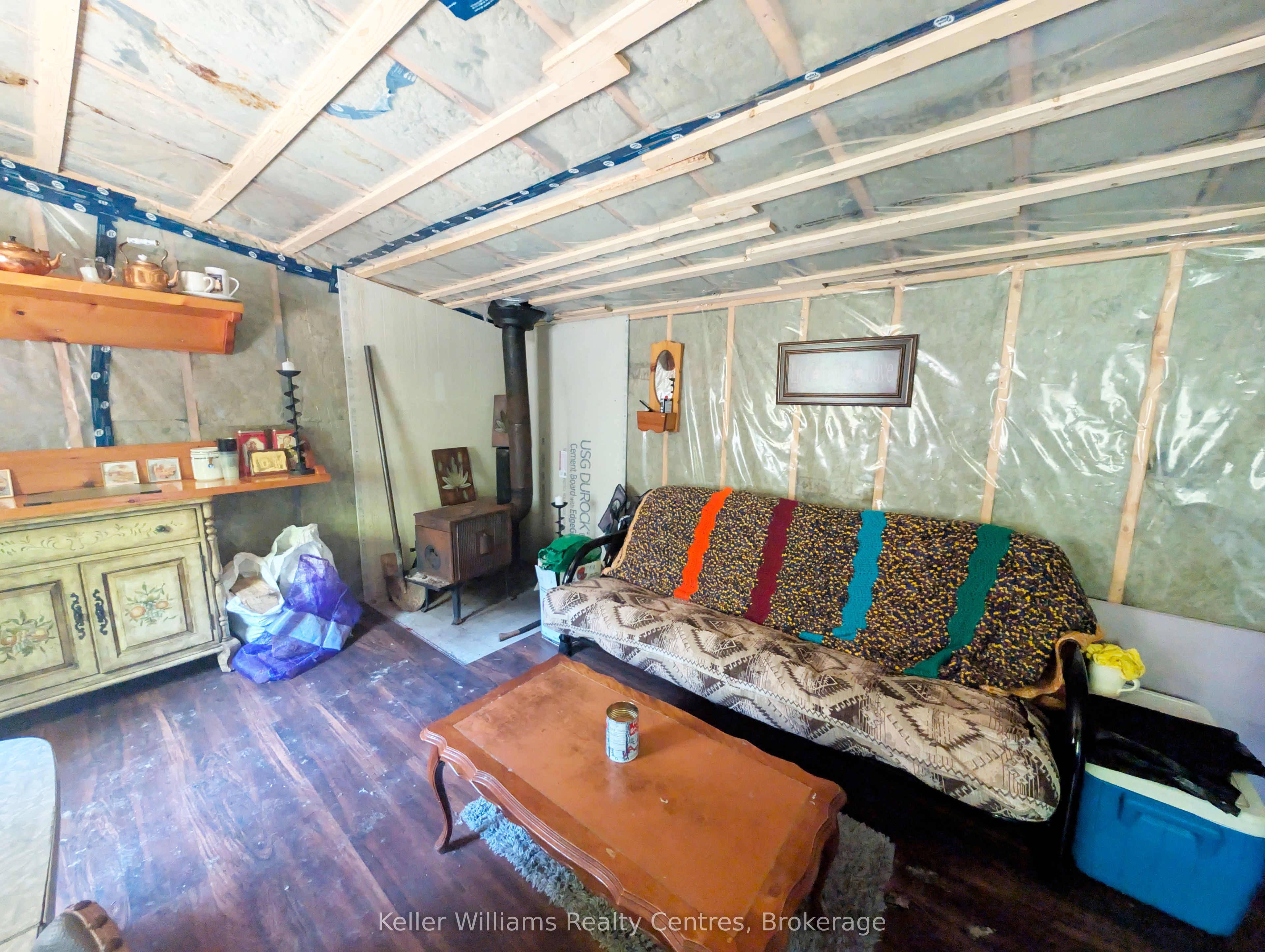 590-608 Huron Road Property Photo 12