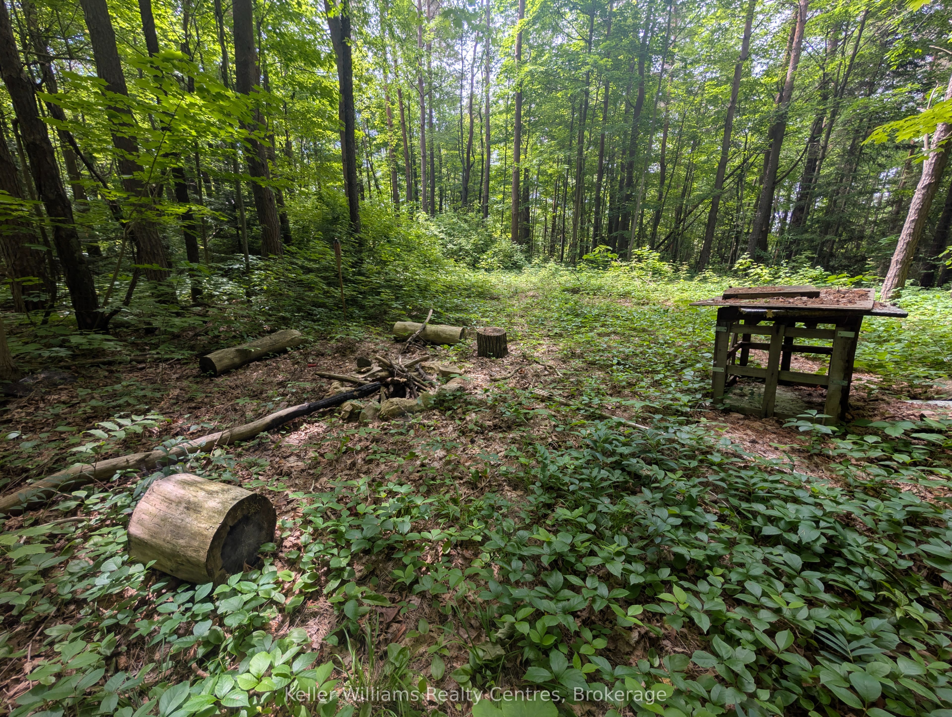 590-608 Huron Road Property Photo 23