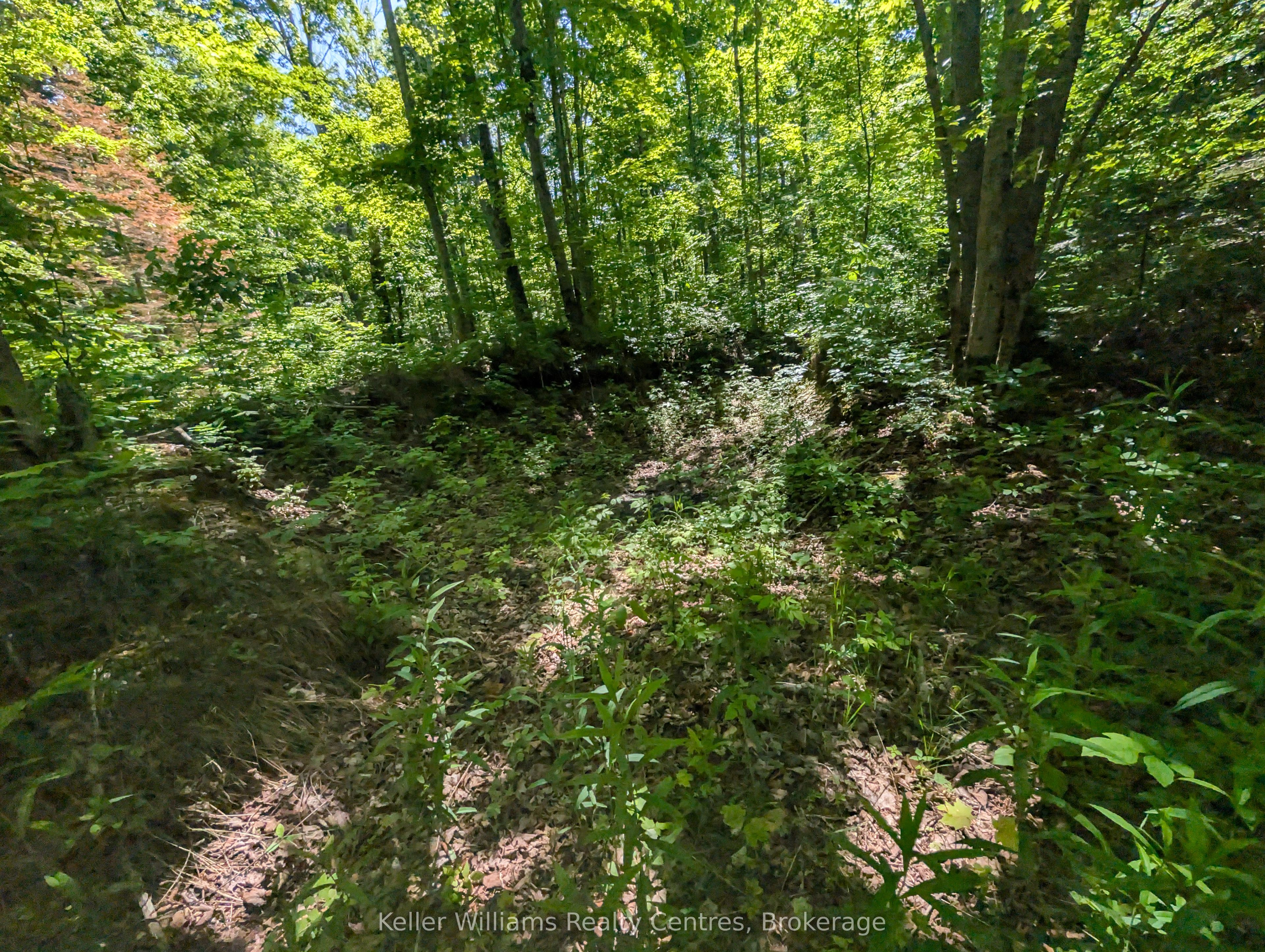 590-608 Huron Road Property Photo 24