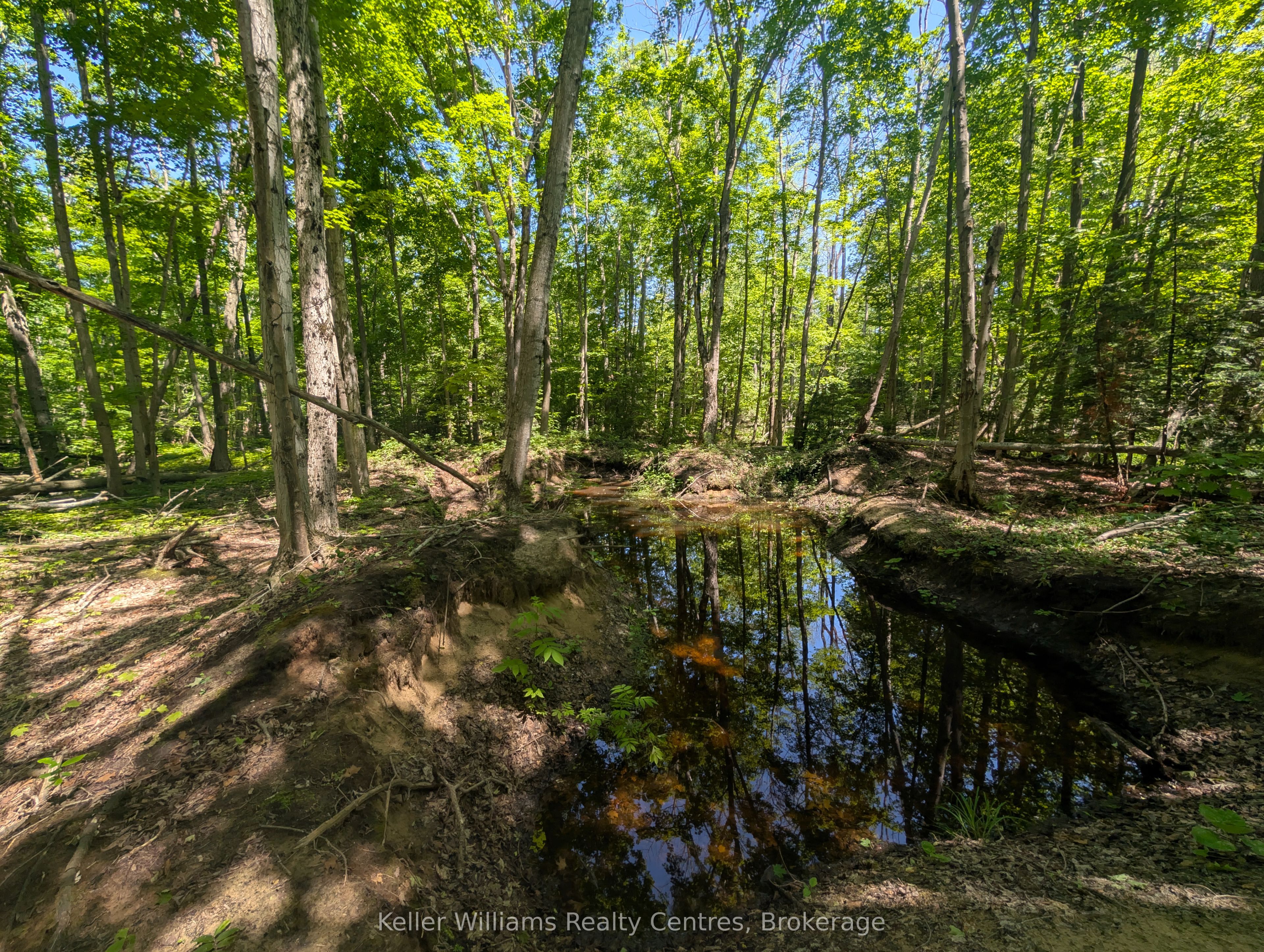 590-608 Huron Road Property Photo 34