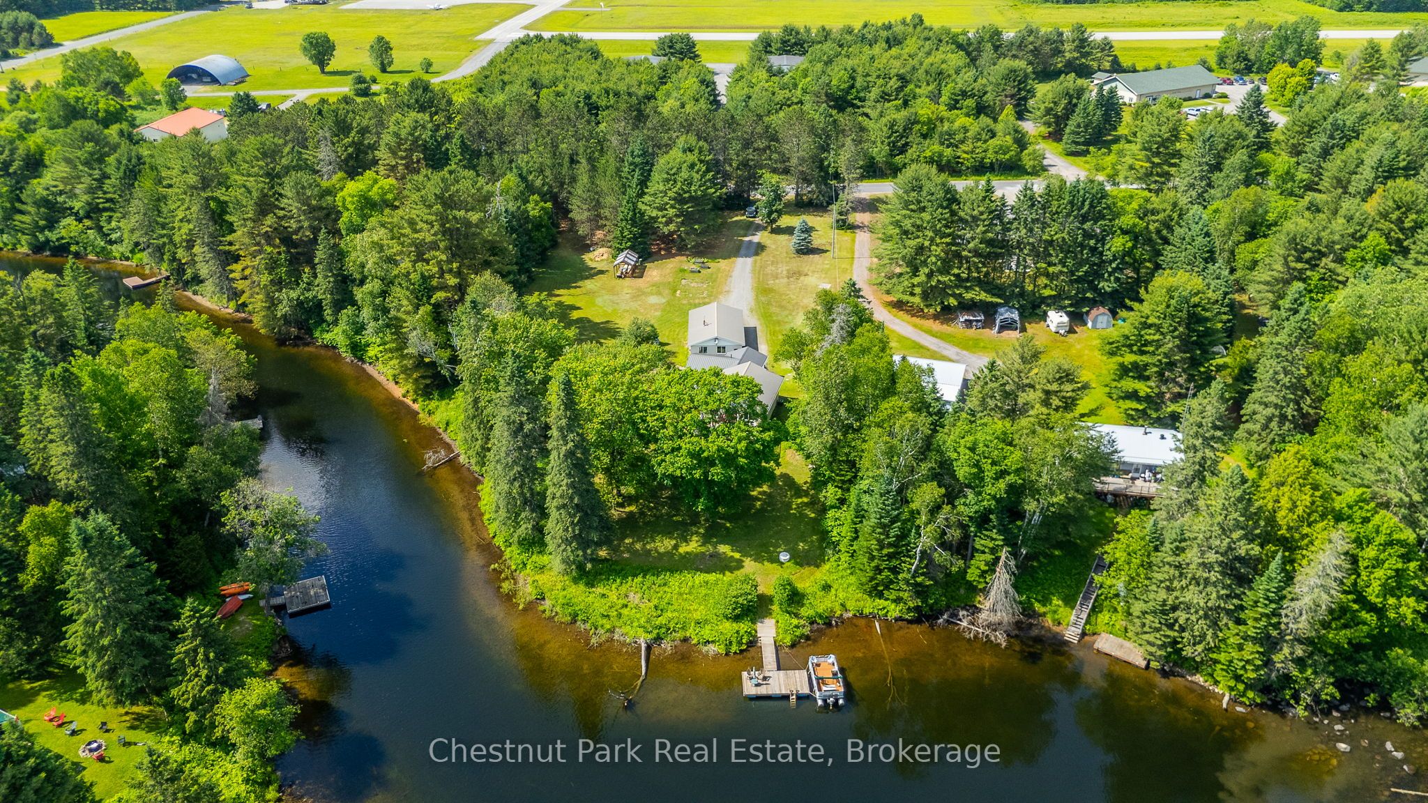 1054 Green Lake Road Property Photo 3