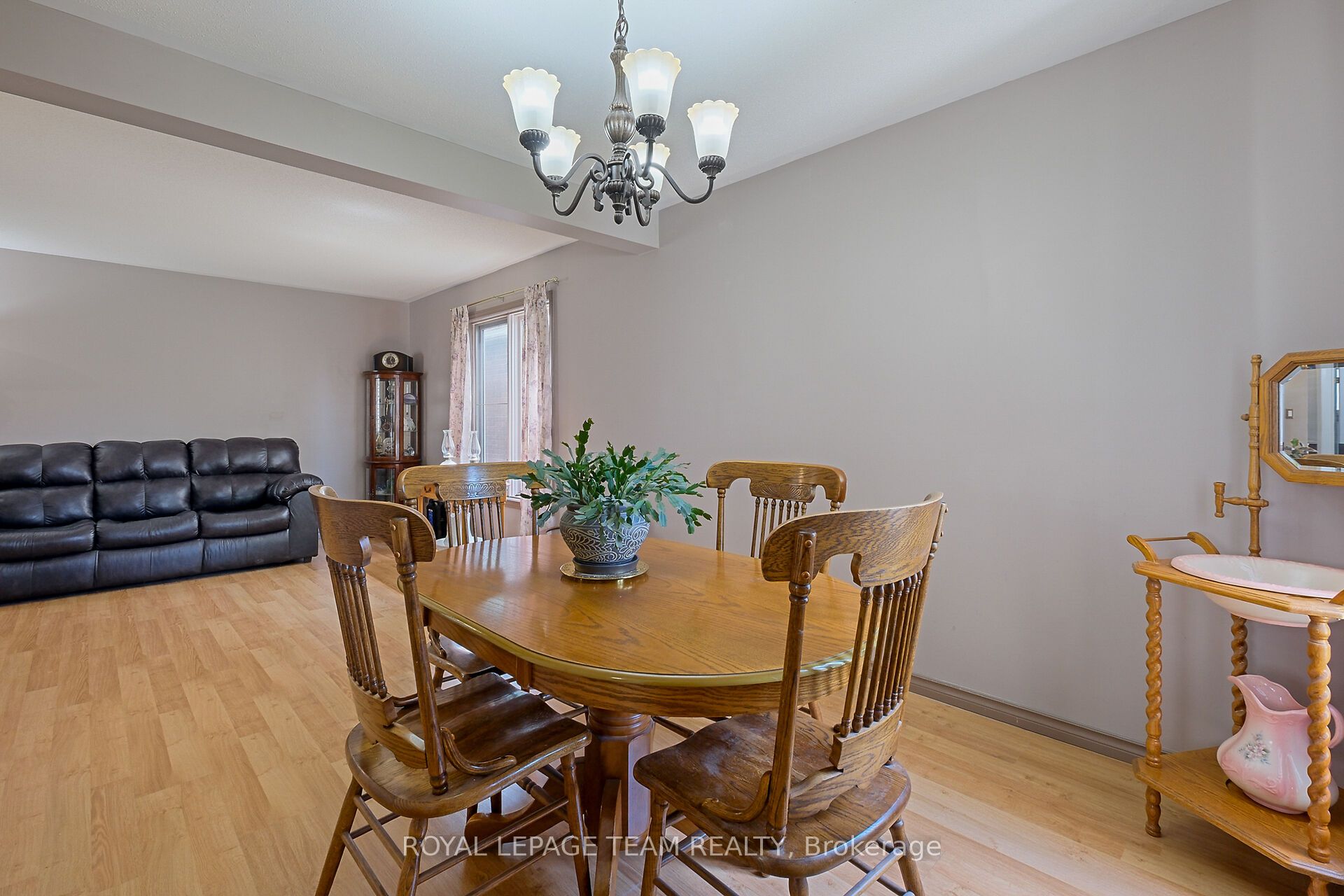 50 Rowe Drive Property Photo 11