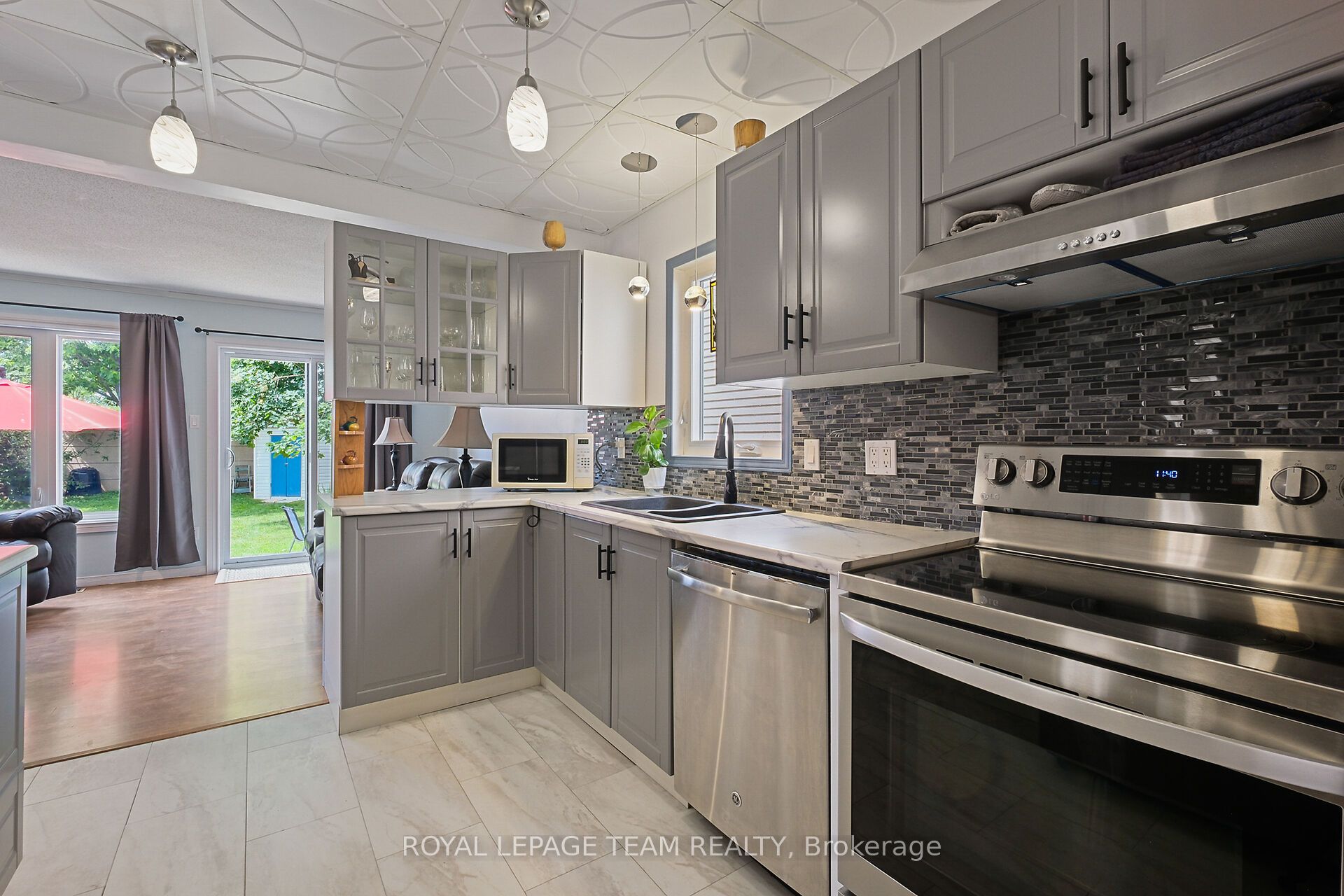 50 Rowe Drive Property Photo 13