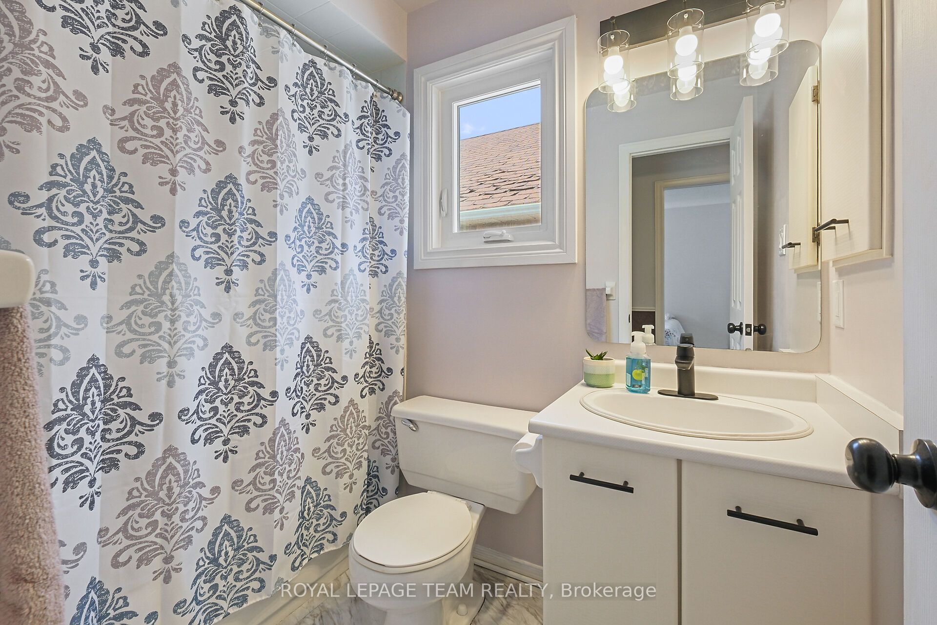 50 Rowe Drive Property Photo 26