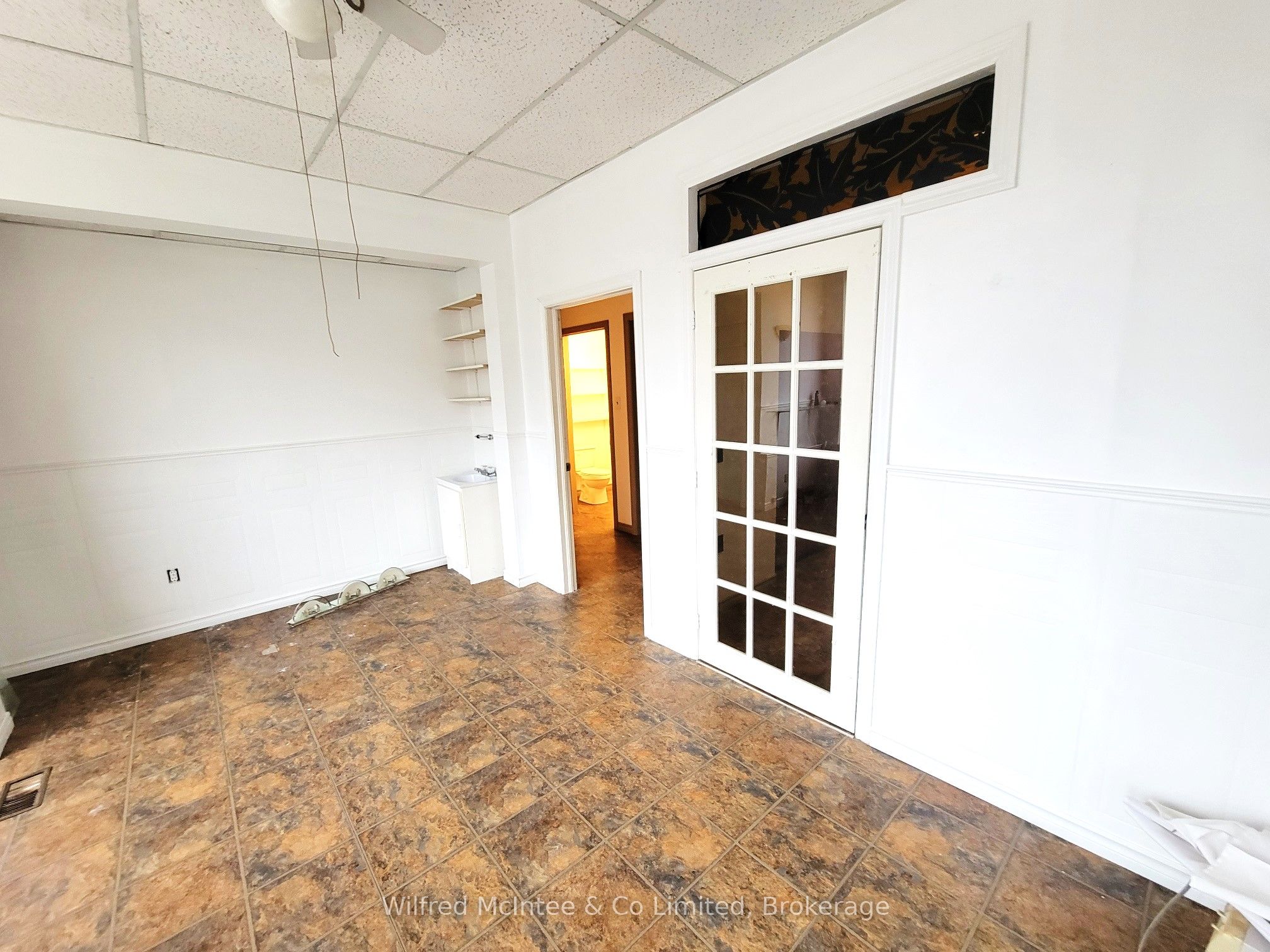 215 Garafraxa Street N Property Photo 3