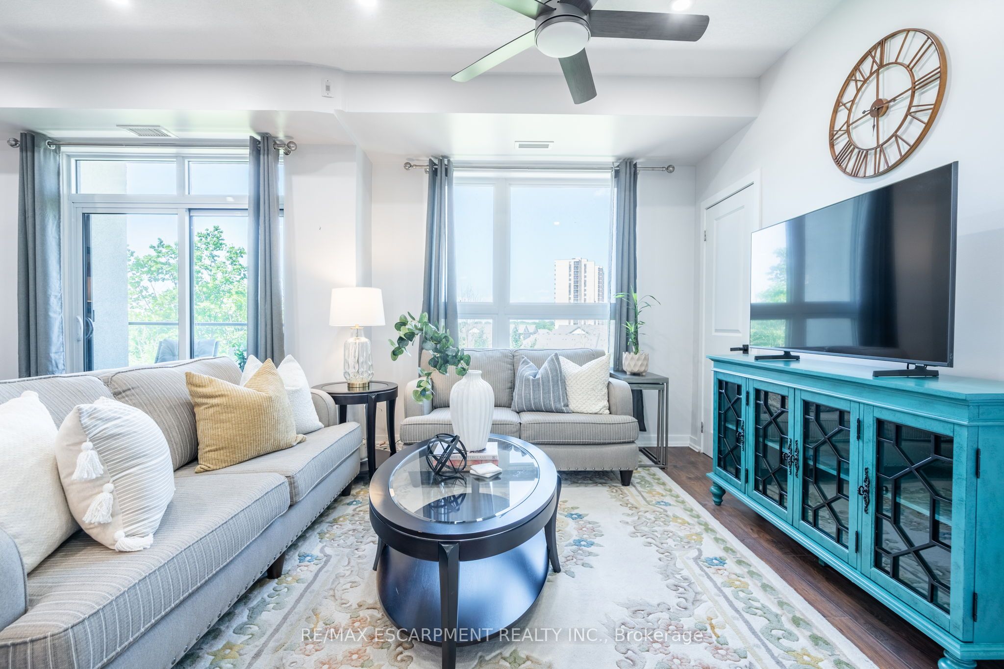 125 Shoreview Place 422 Property Photo 1