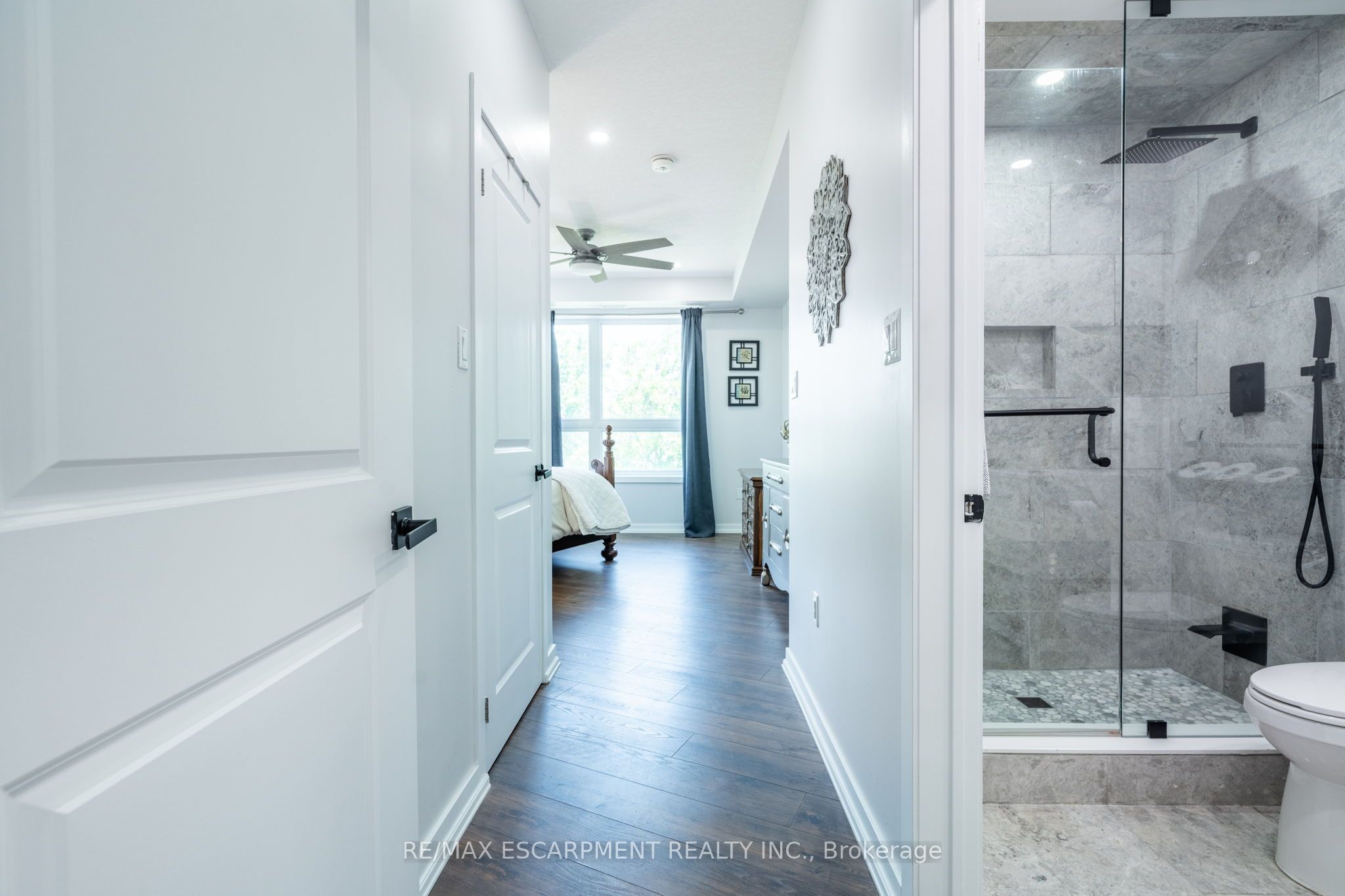 125 Shoreview Place 422 Property Photo 15