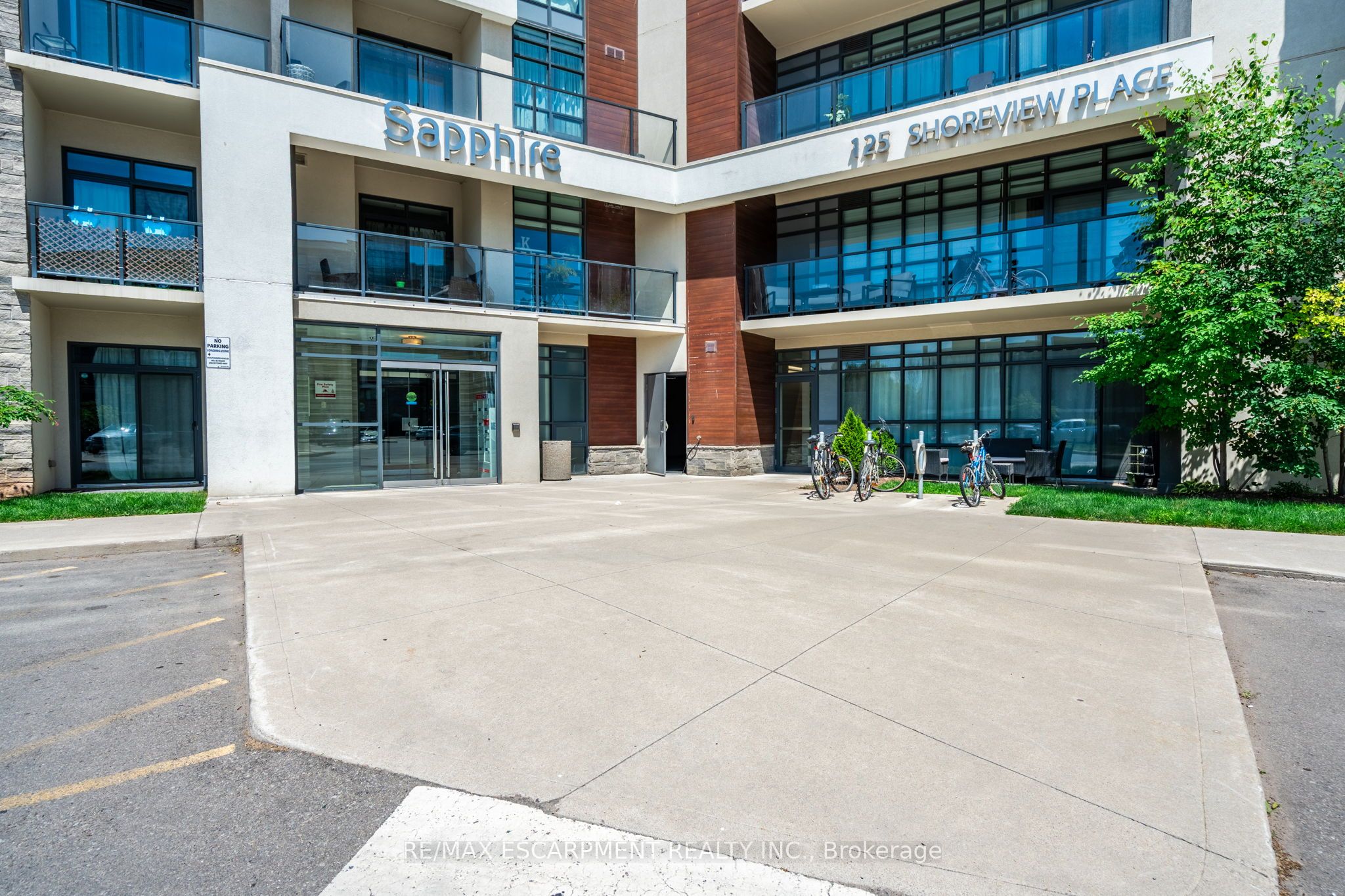 125 Shoreview Place 422 Property Photo 27