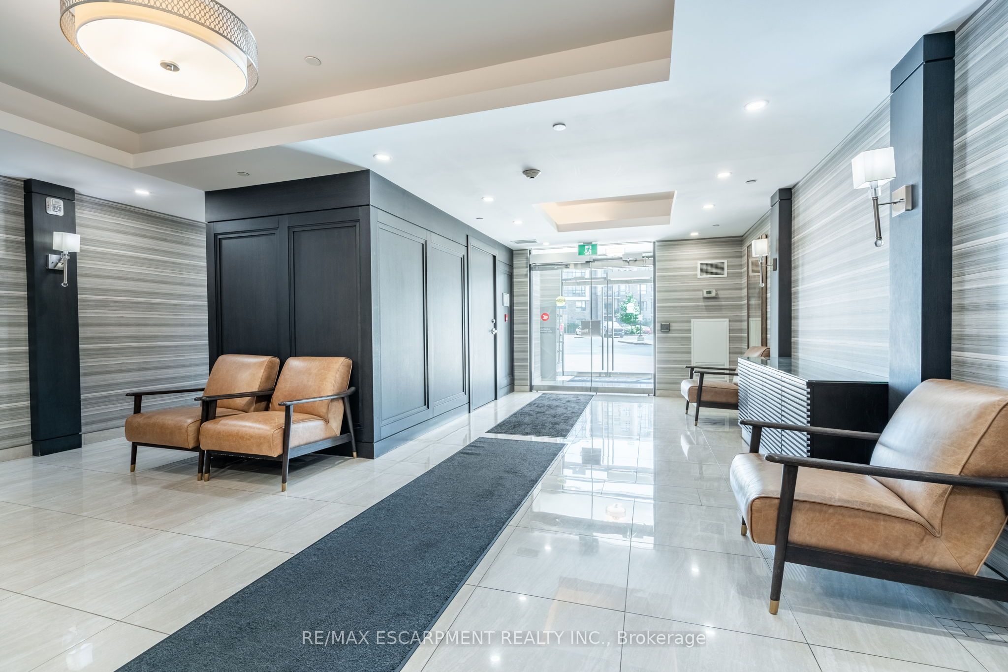 125 Shoreview Place 422 Property Photo 28