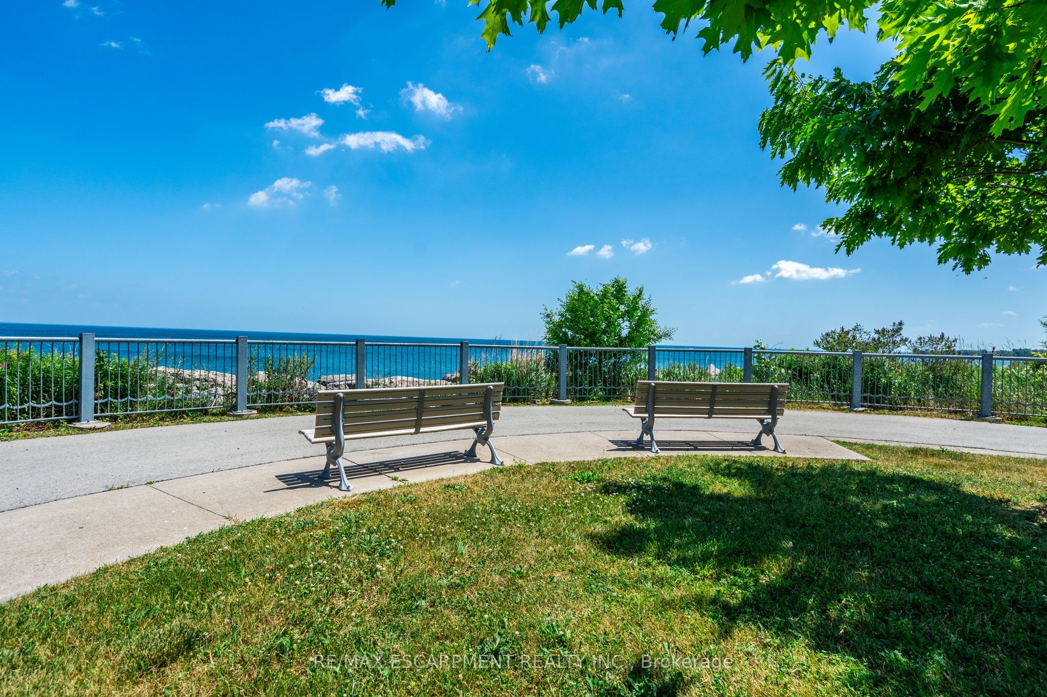 125 Shoreview Place 422 Property Photo 33