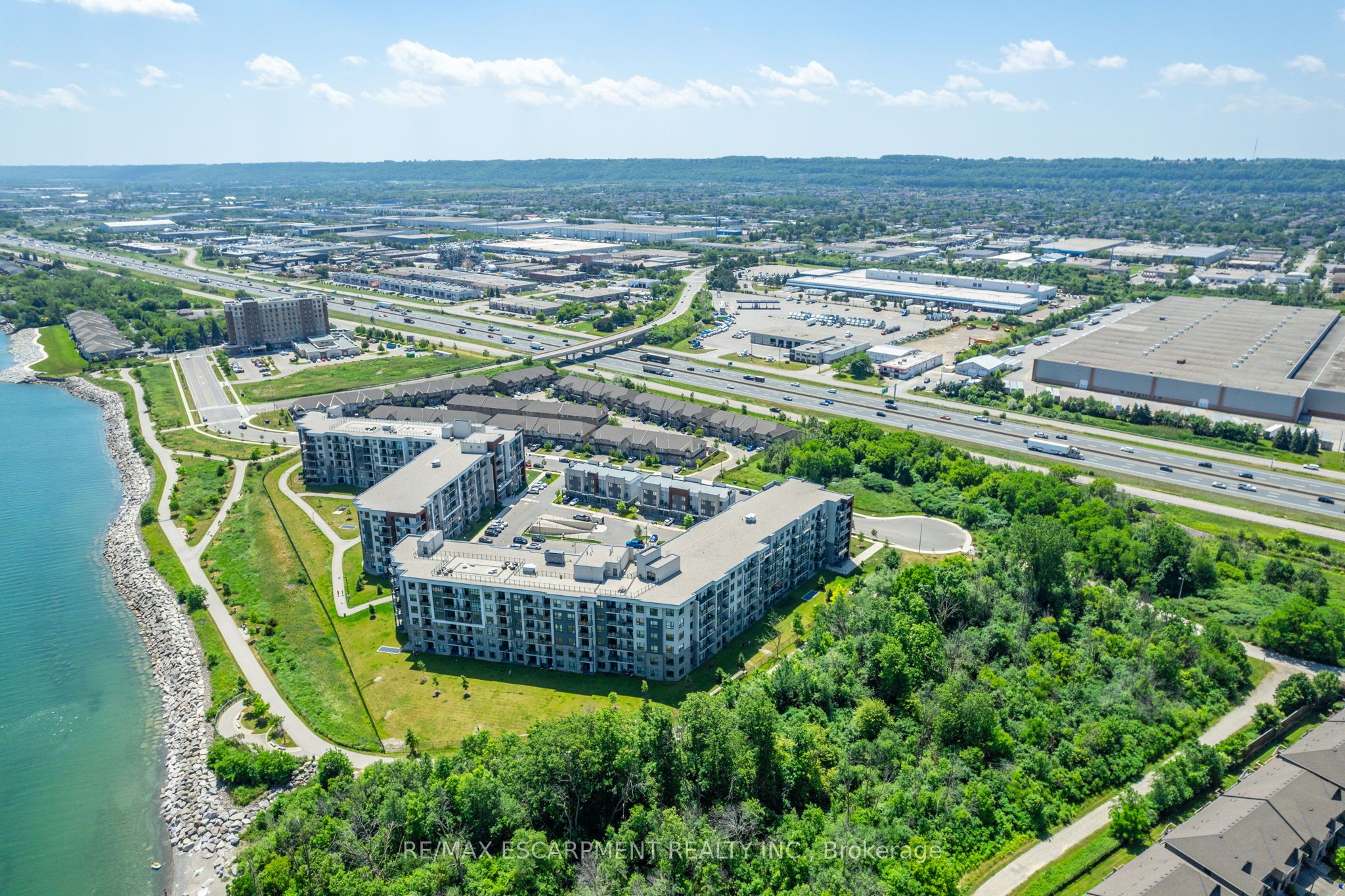 125 Shoreview Place 422 Property Photo 37