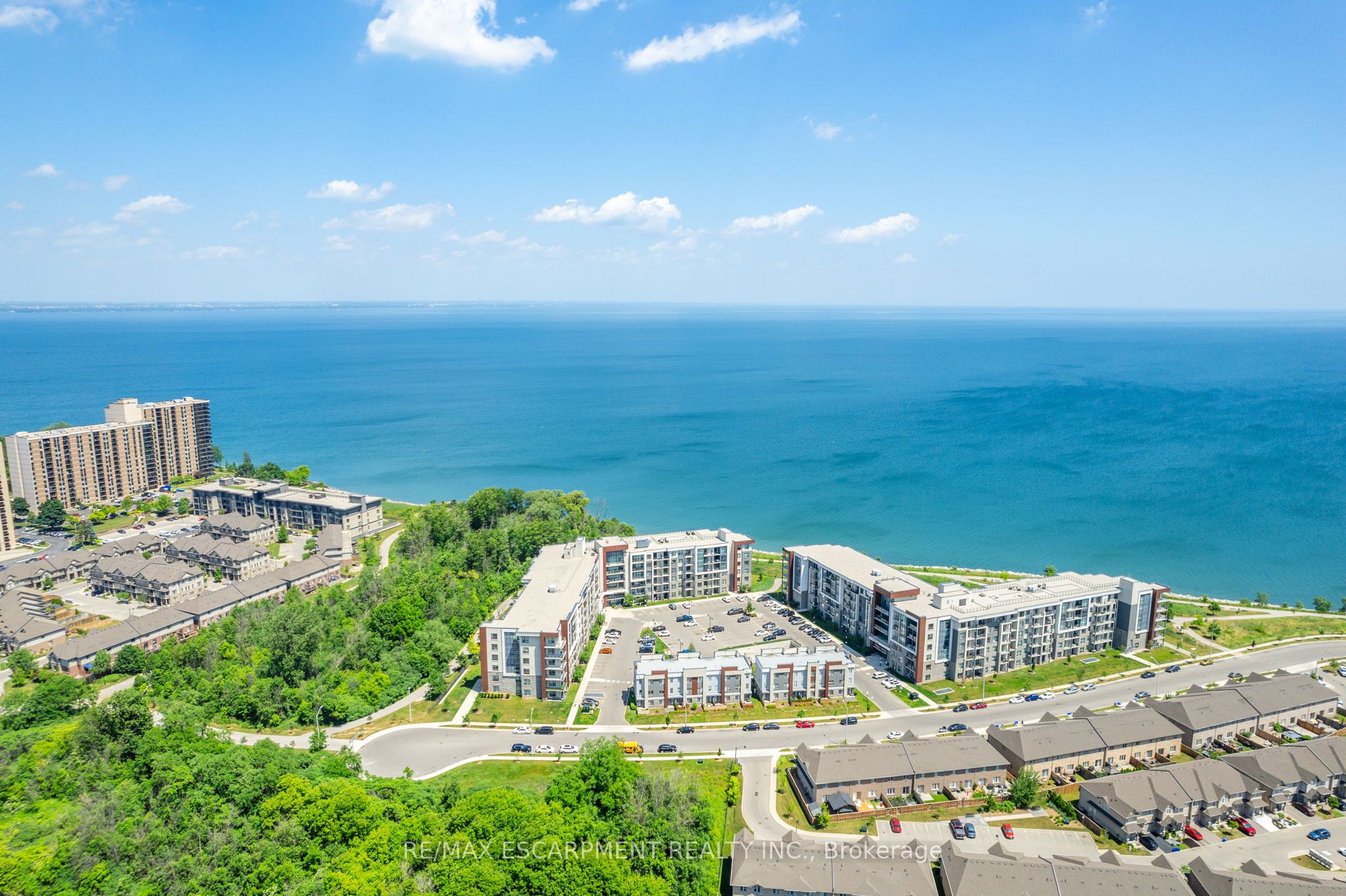 125 Shoreview Place 422 Property Photo 40