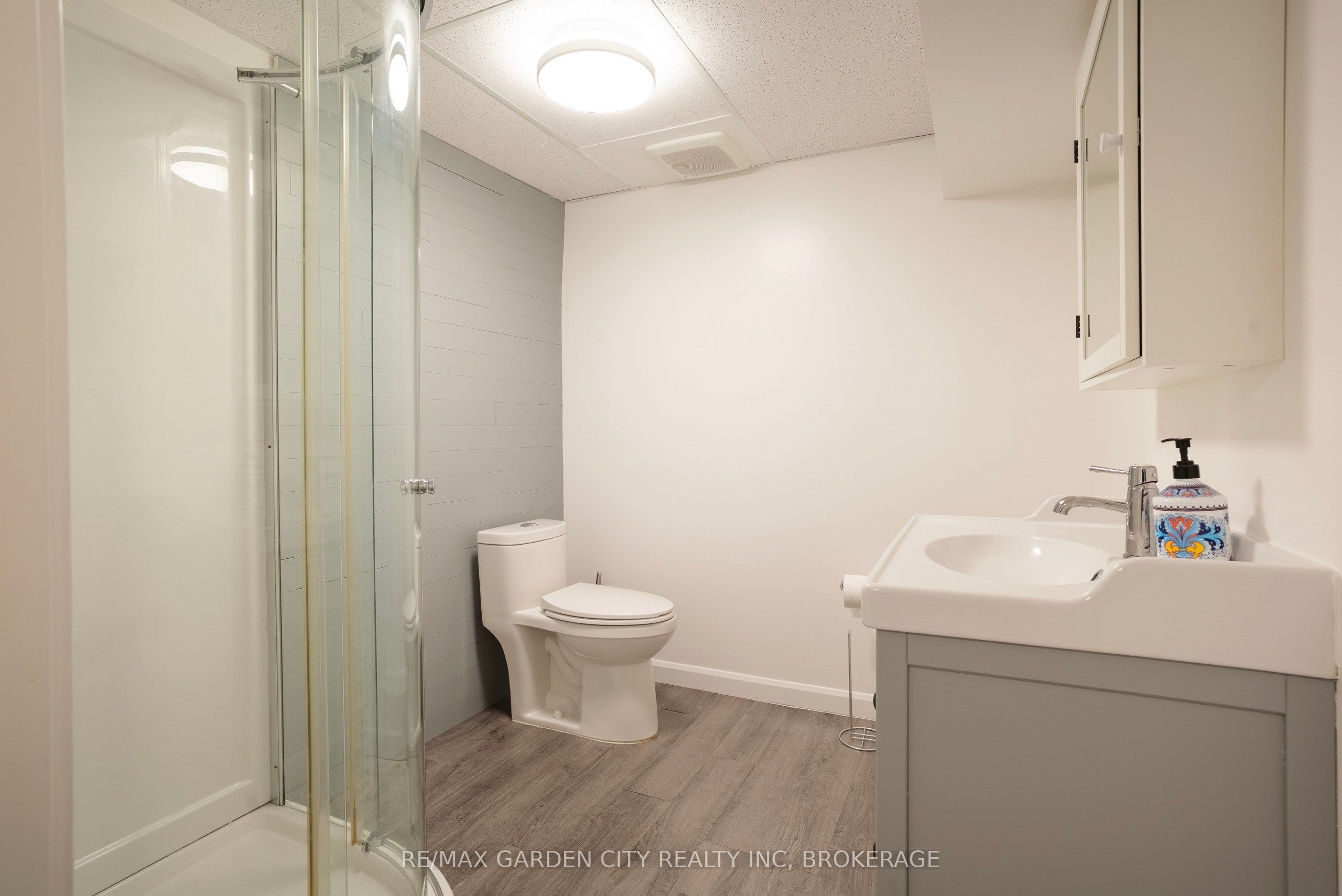 14 Edinburgh Drive Property Photo 21