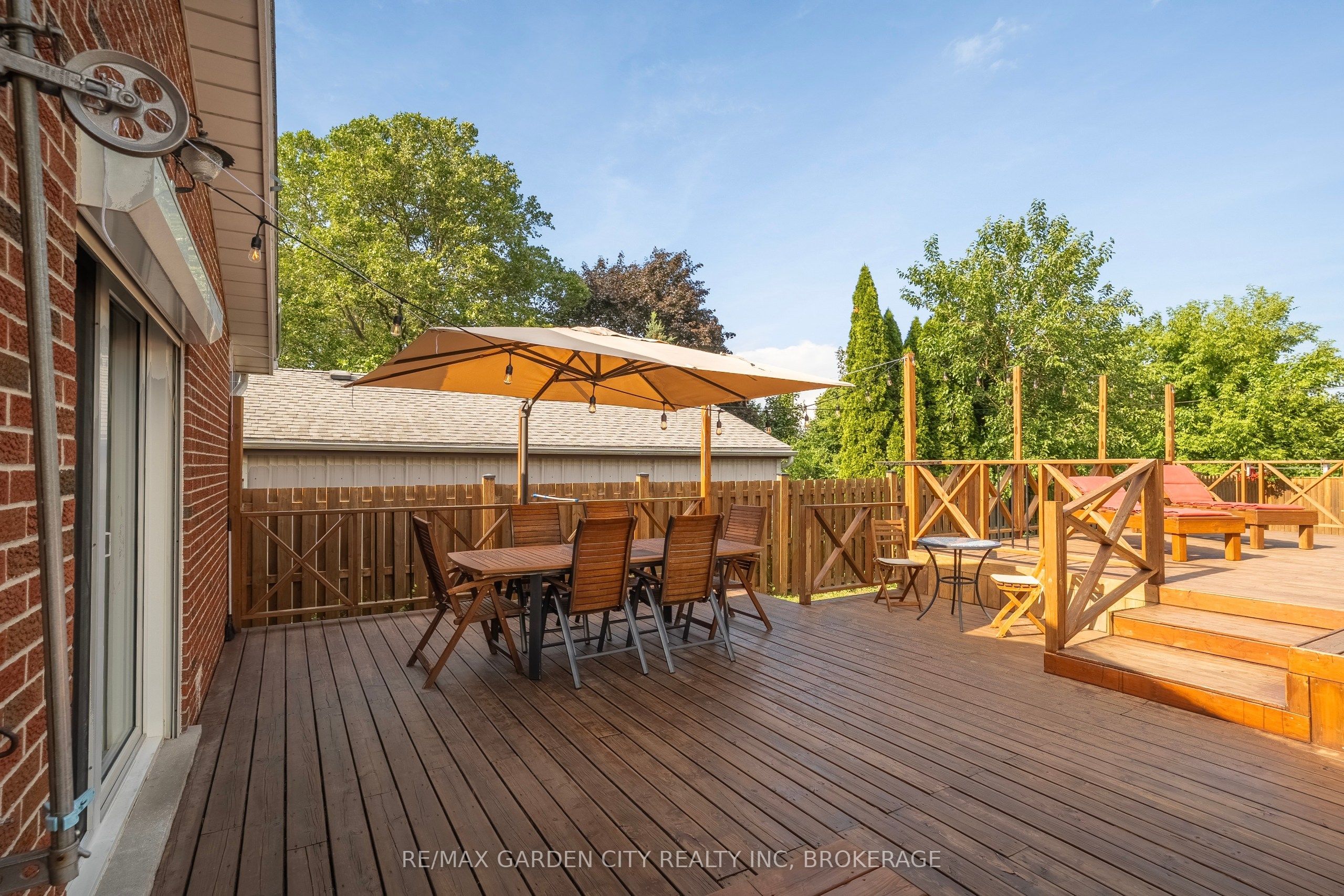 14 Edinburgh Drive Property Photo 28