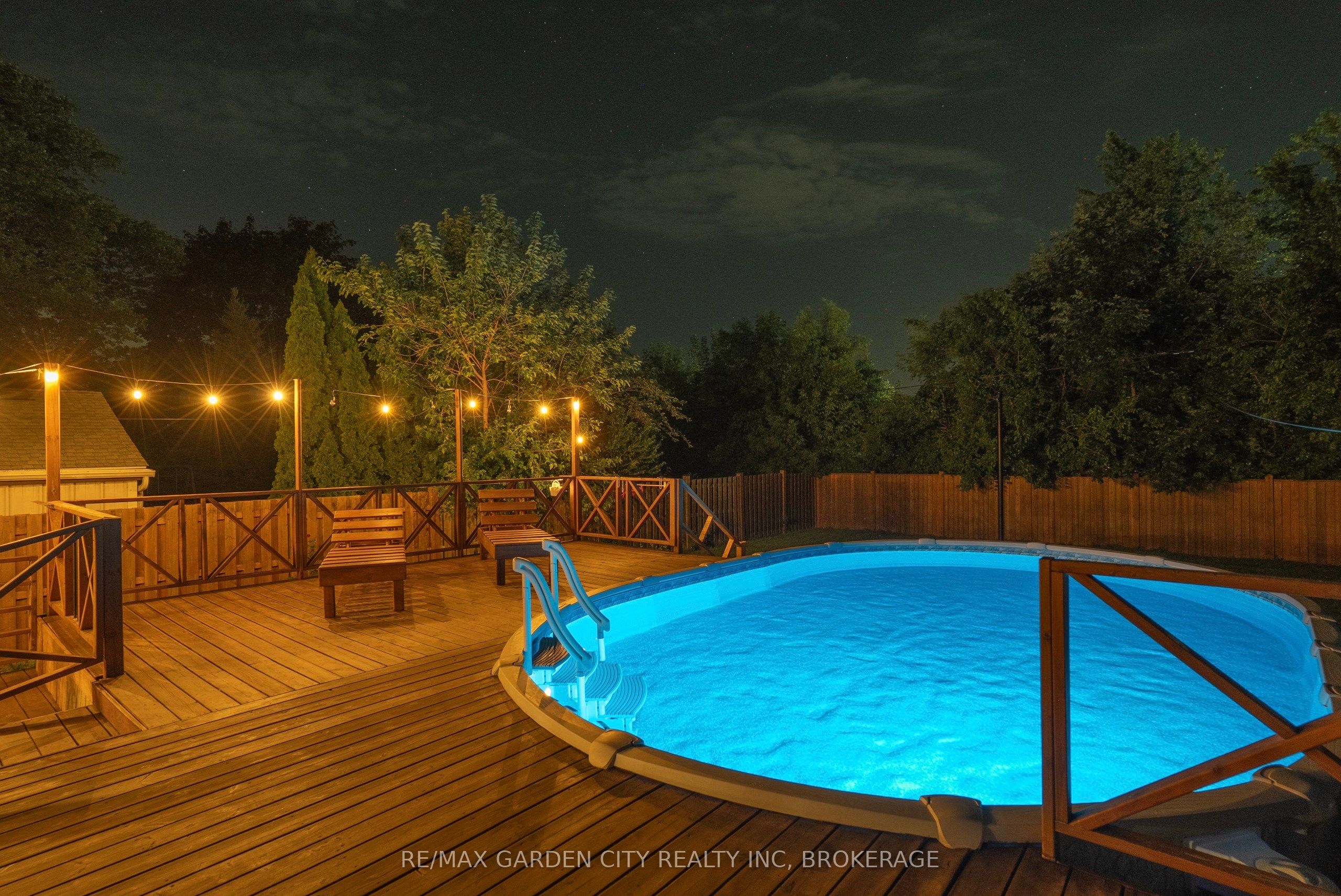 14 Edinburgh Drive Property Photo 35