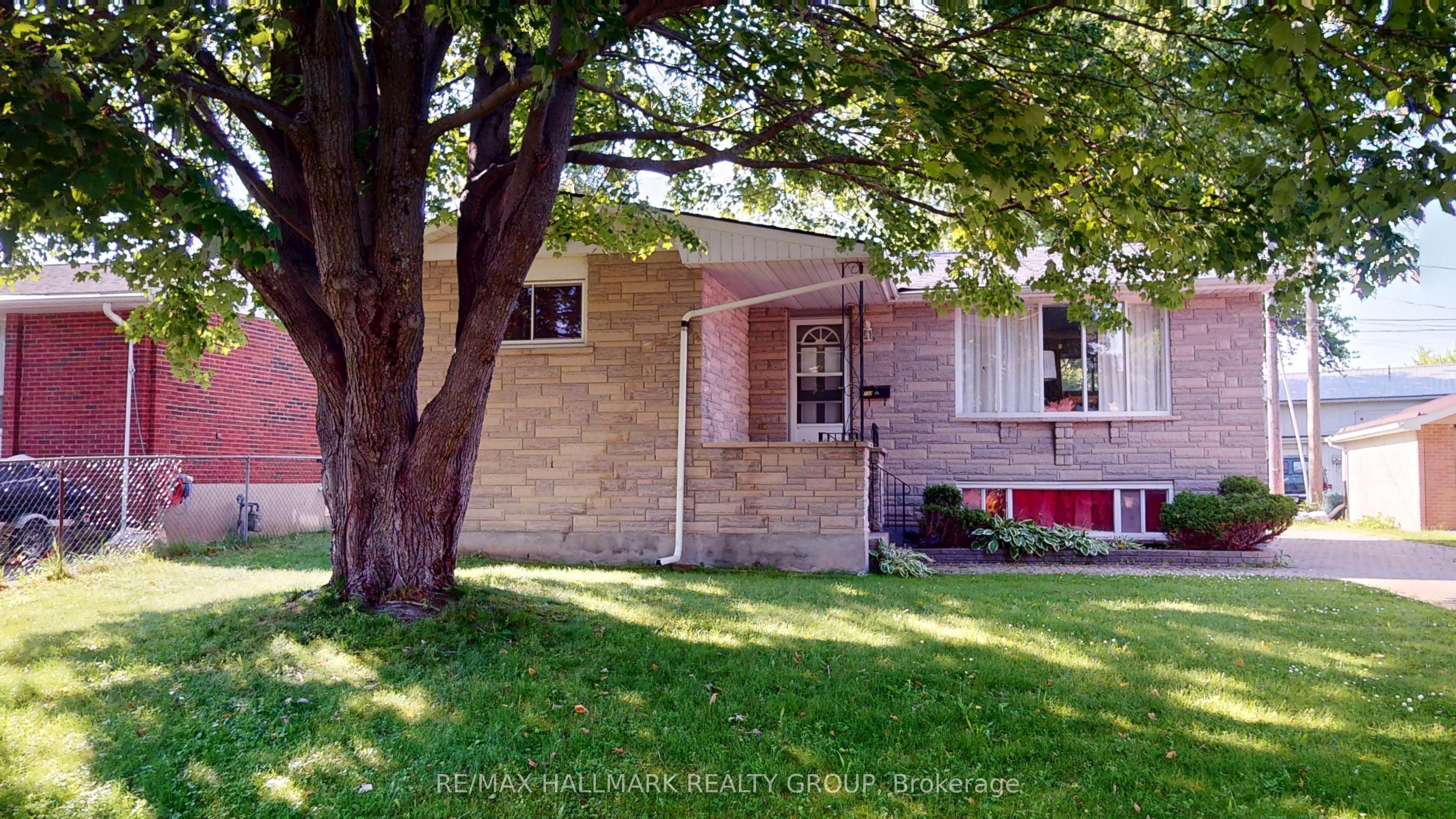 730 Dempster Drive Property Photo 1