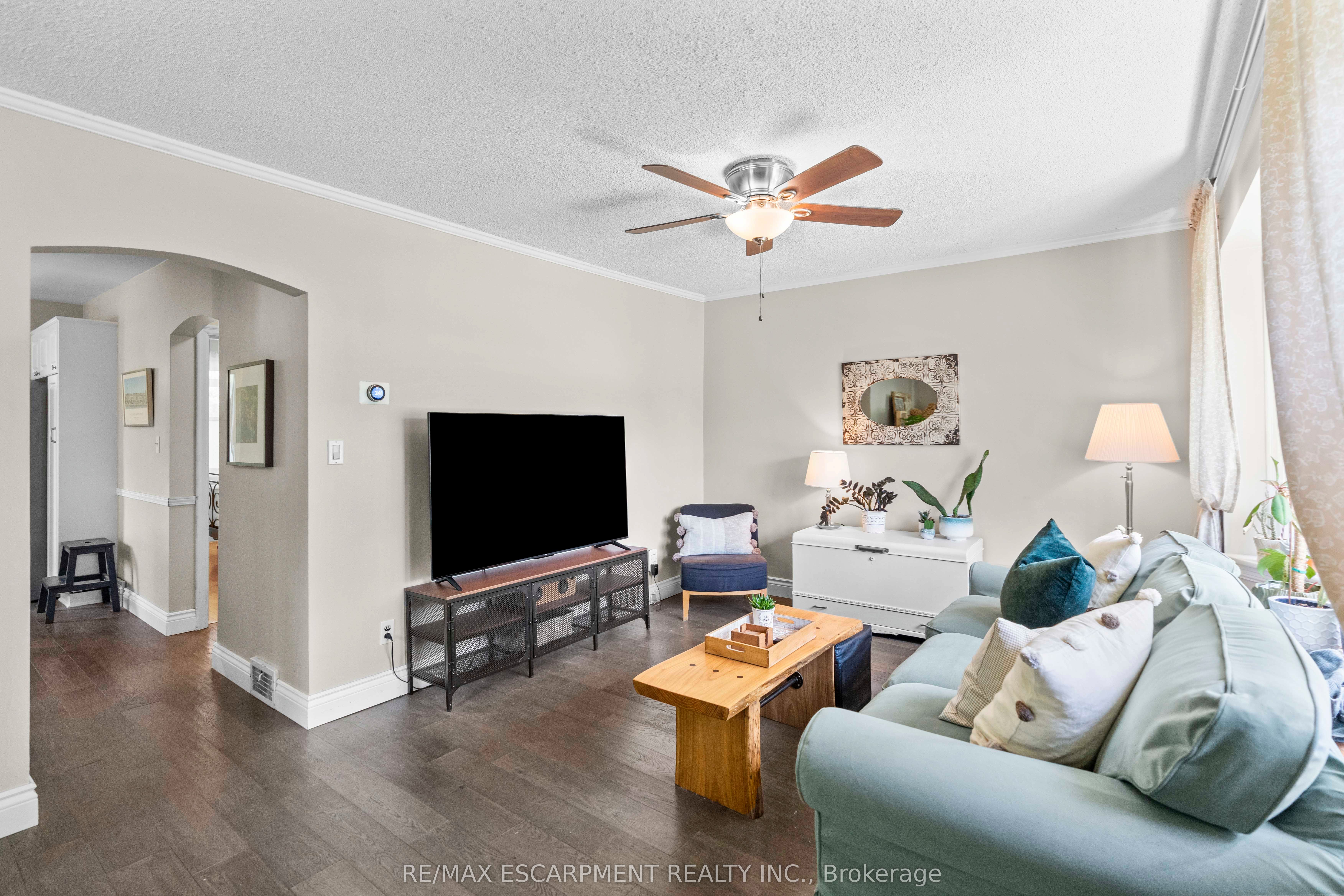 48 Franklin Avenue Property Photo 5