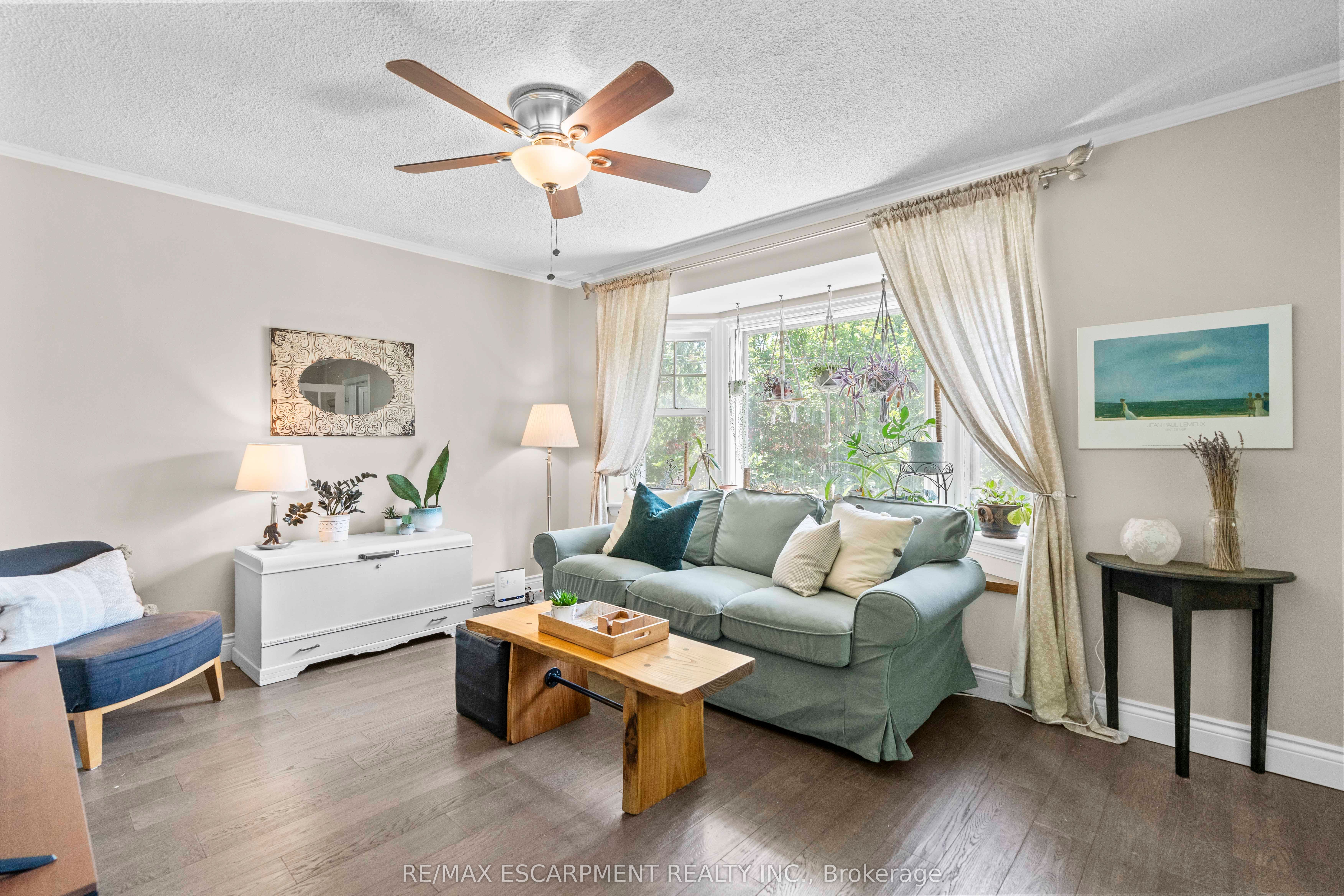 48 Franklin Avenue Property Photo 6