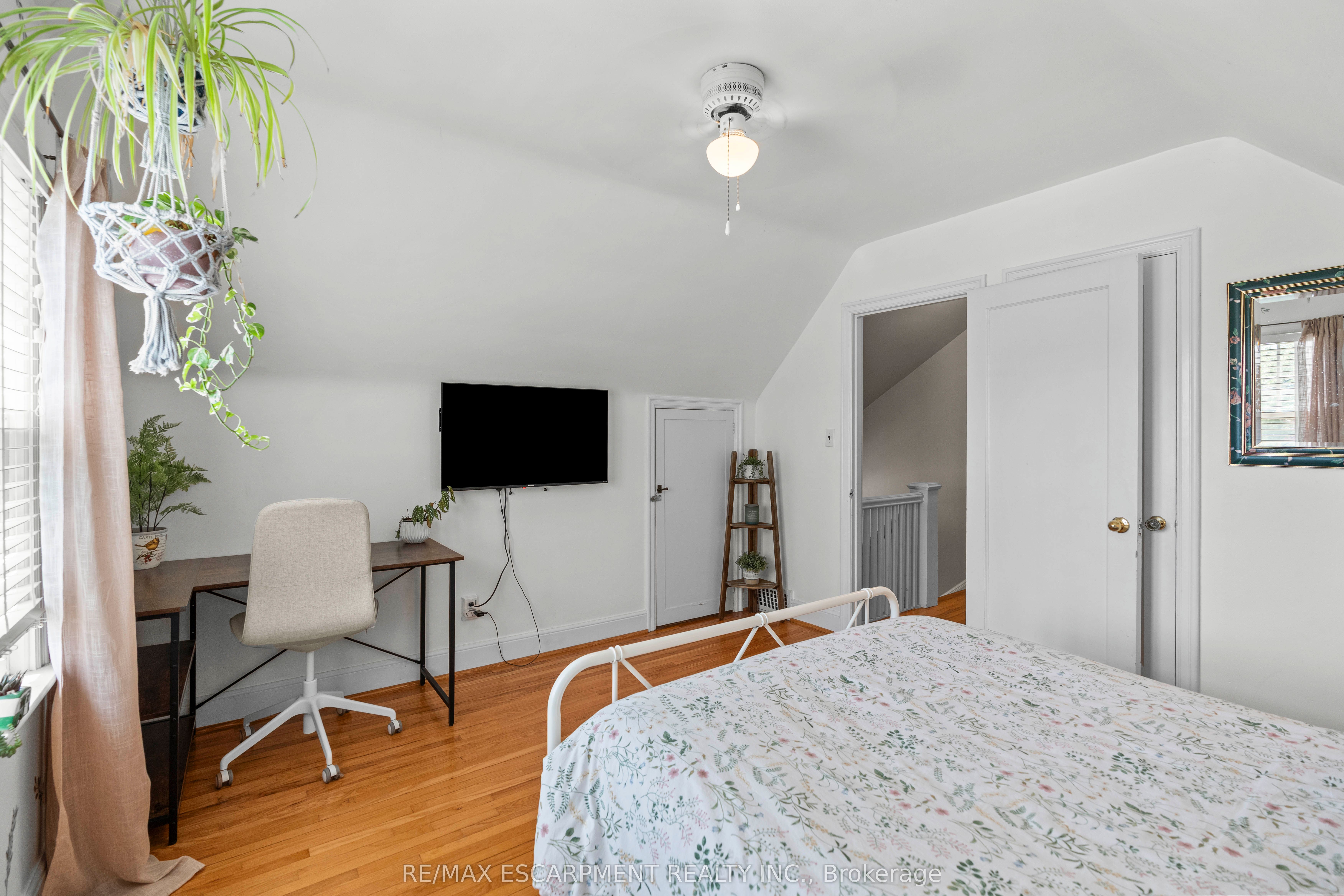 48 Franklin Avenue Property Photo 27