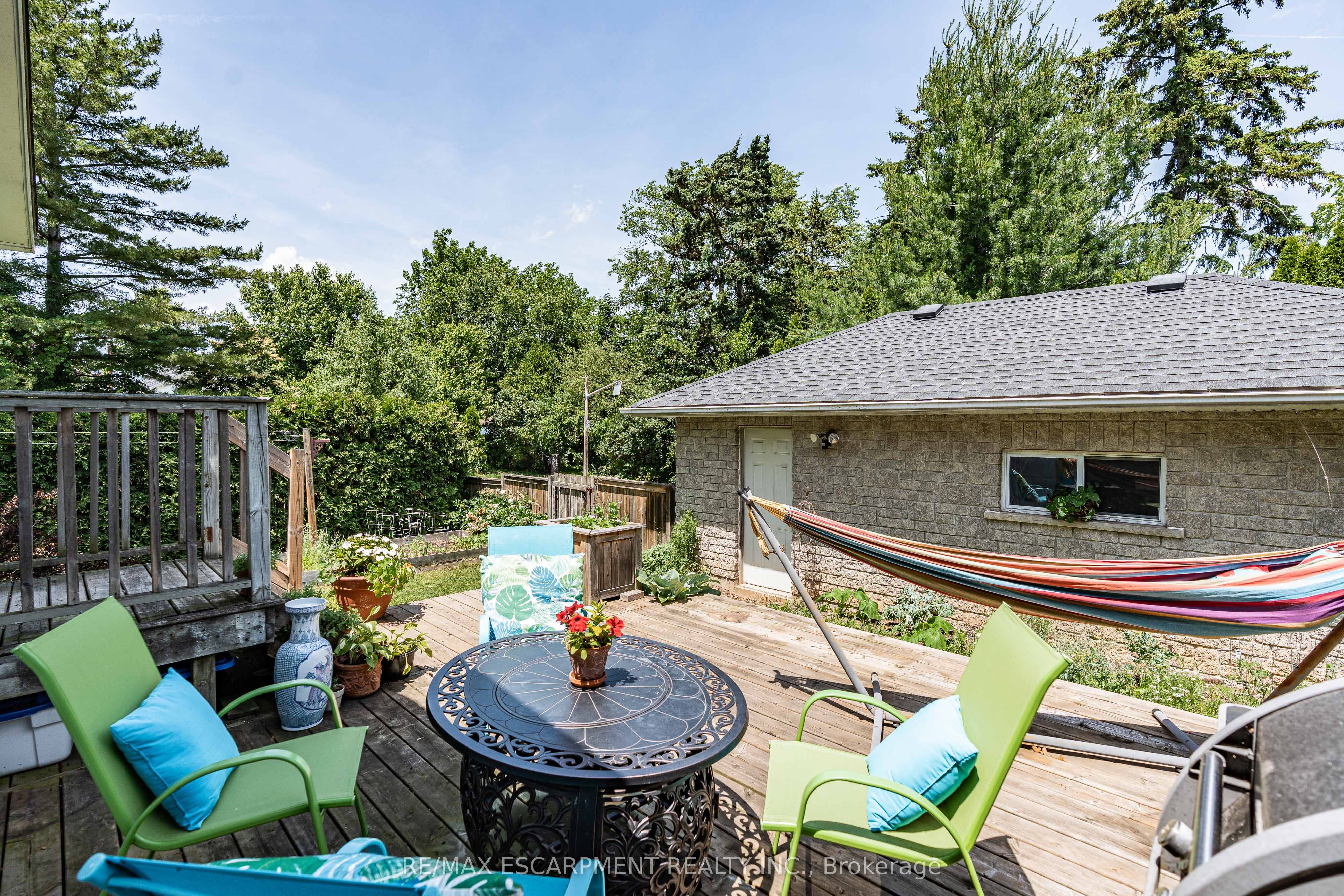 48 Franklin Avenue Property Photo 41