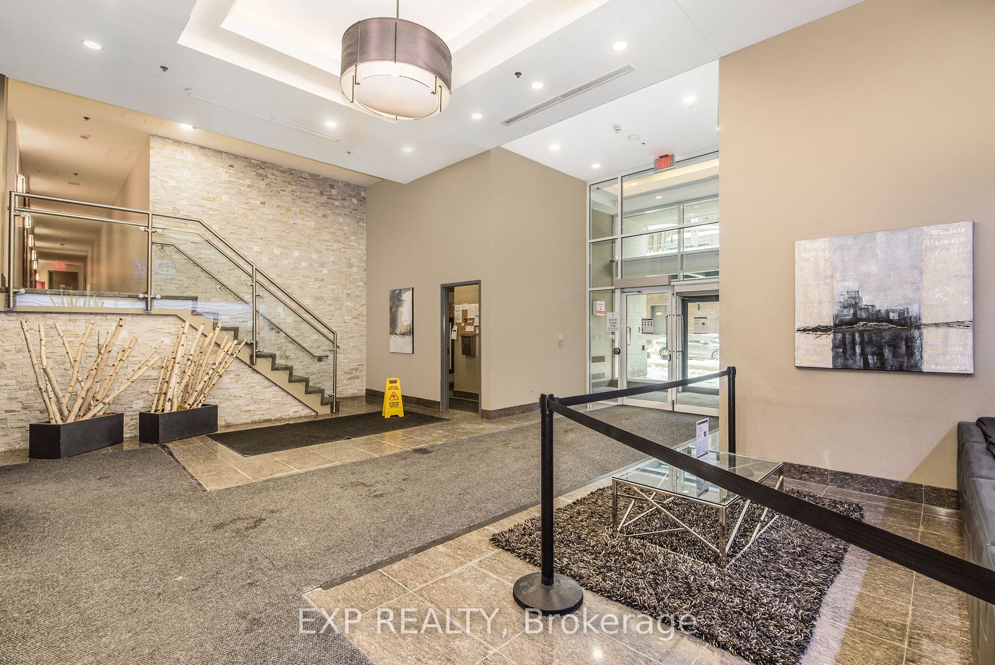 238 Besserer Street 609 Property Photo 4