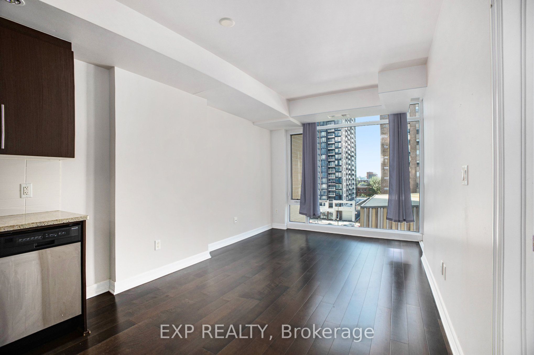 238 Besserer Street 609 Property Photo 15