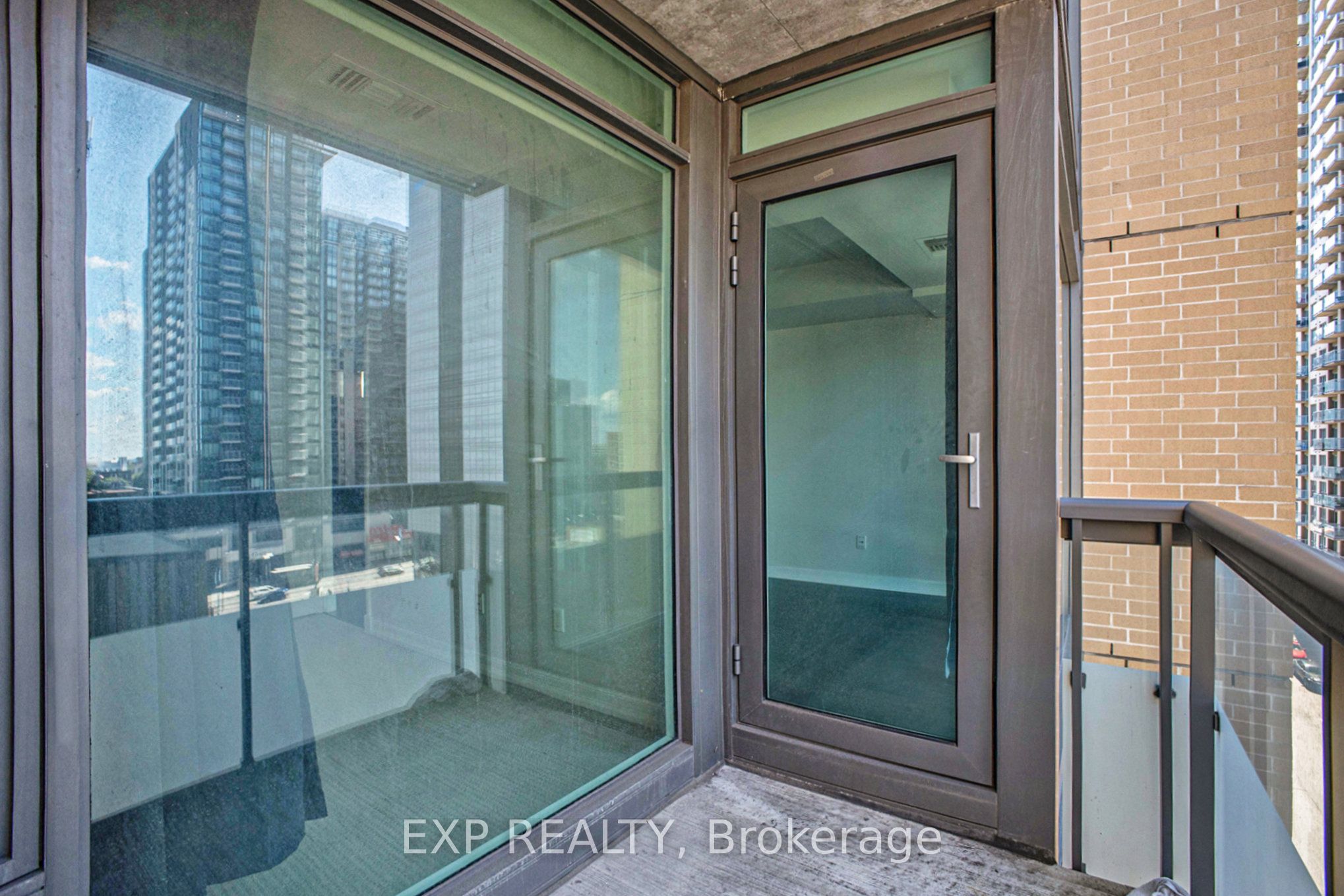 238 Besserer Street 609 Property Photo 20