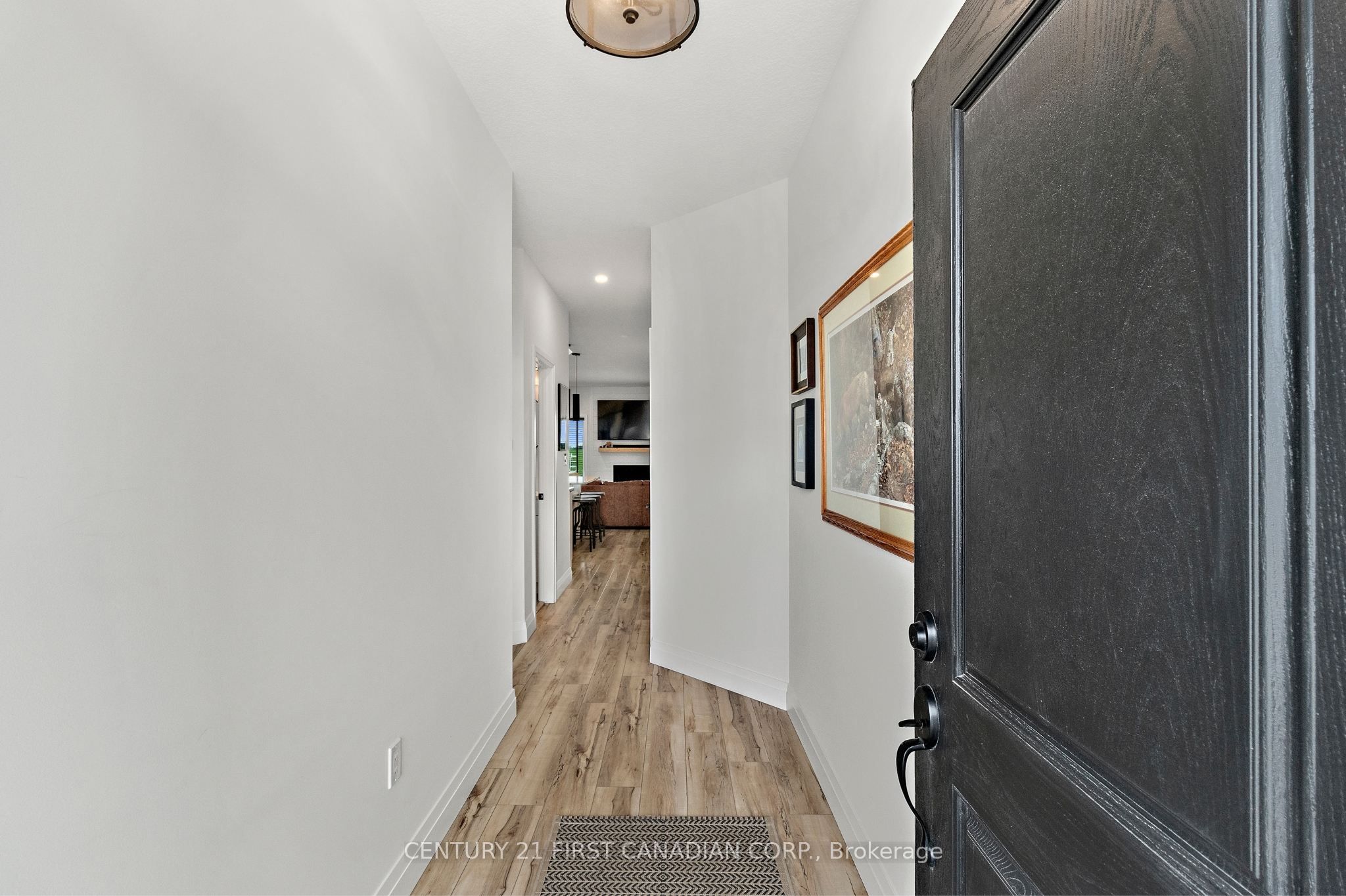672 Ketter Way Property Photo 3
