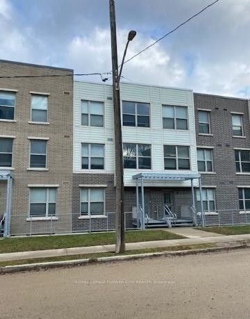 62 Balsam Street T211 Property Photo 2