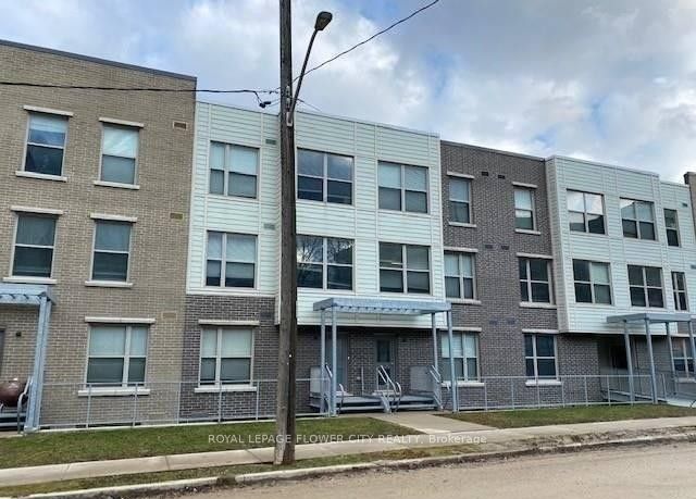 62 Balsam Street T211 Property Photo 7