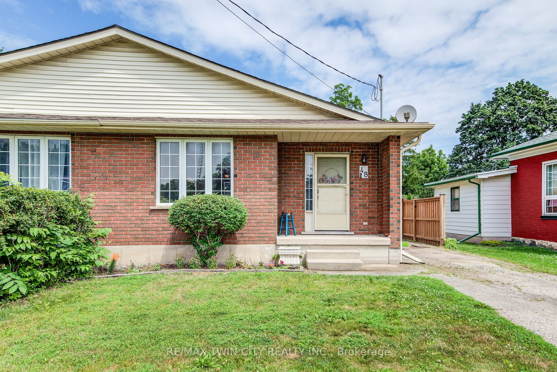 48 Albert Street Property Photo 1