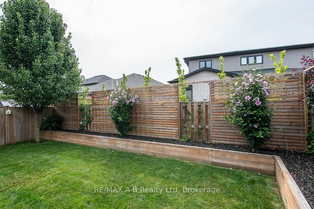 58 Fraser Drive Property Photo 6