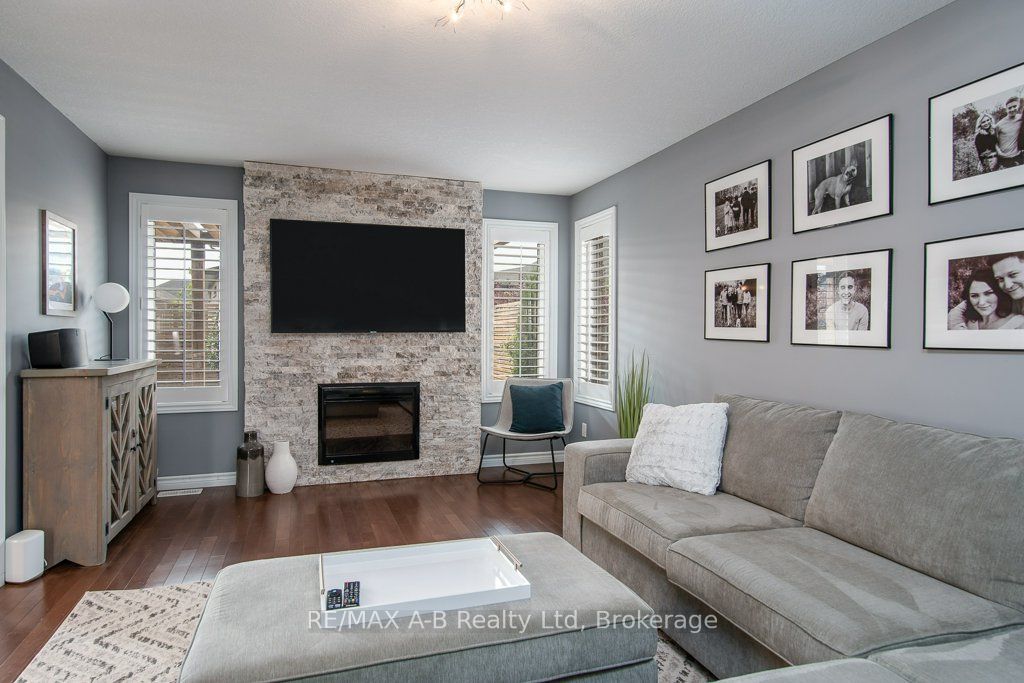 58 Fraser Drive Property Photo 9