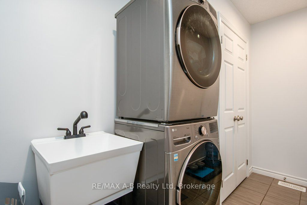 58 Fraser Drive Property Photo 24