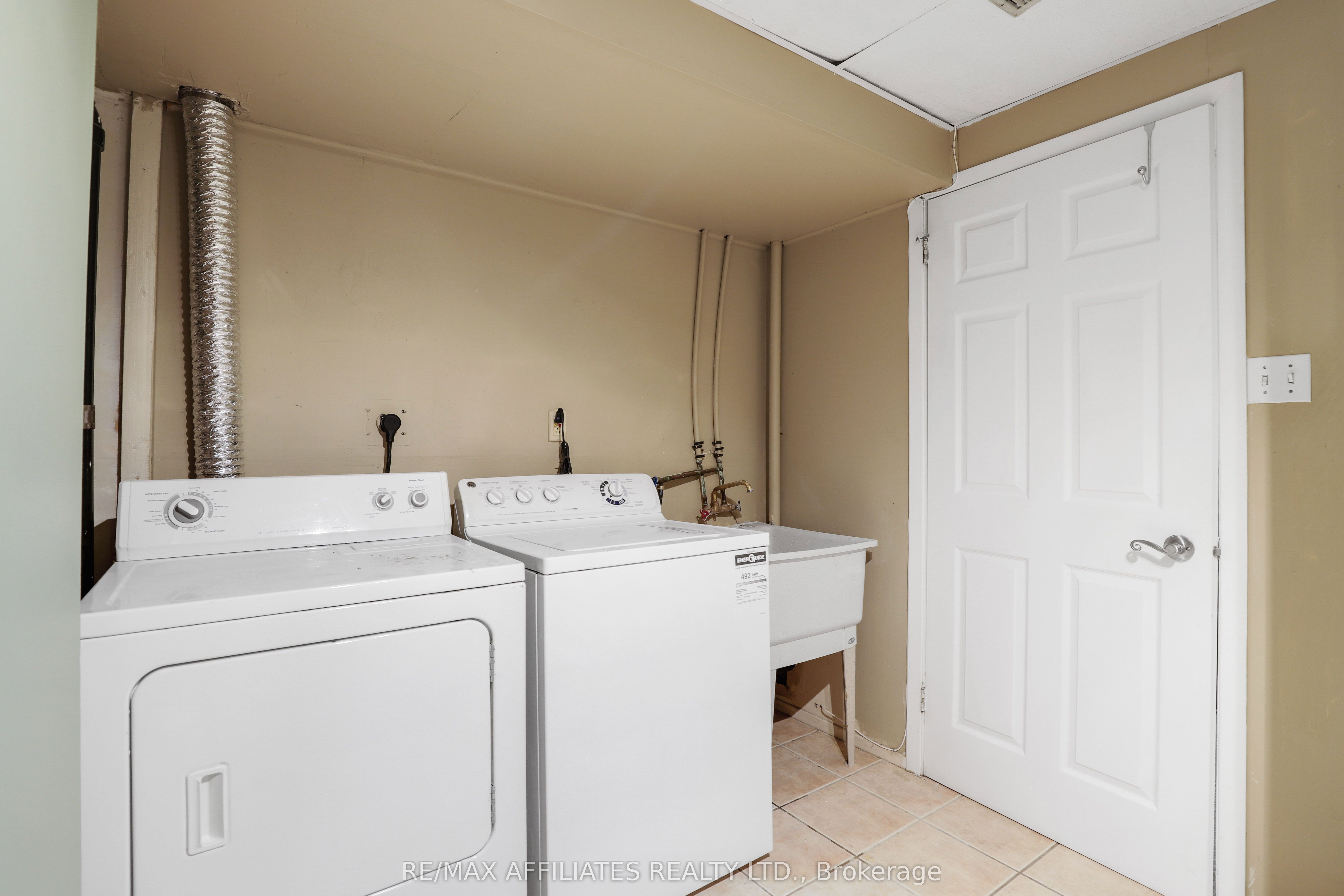 593 Latour Crescent Property Photo 31