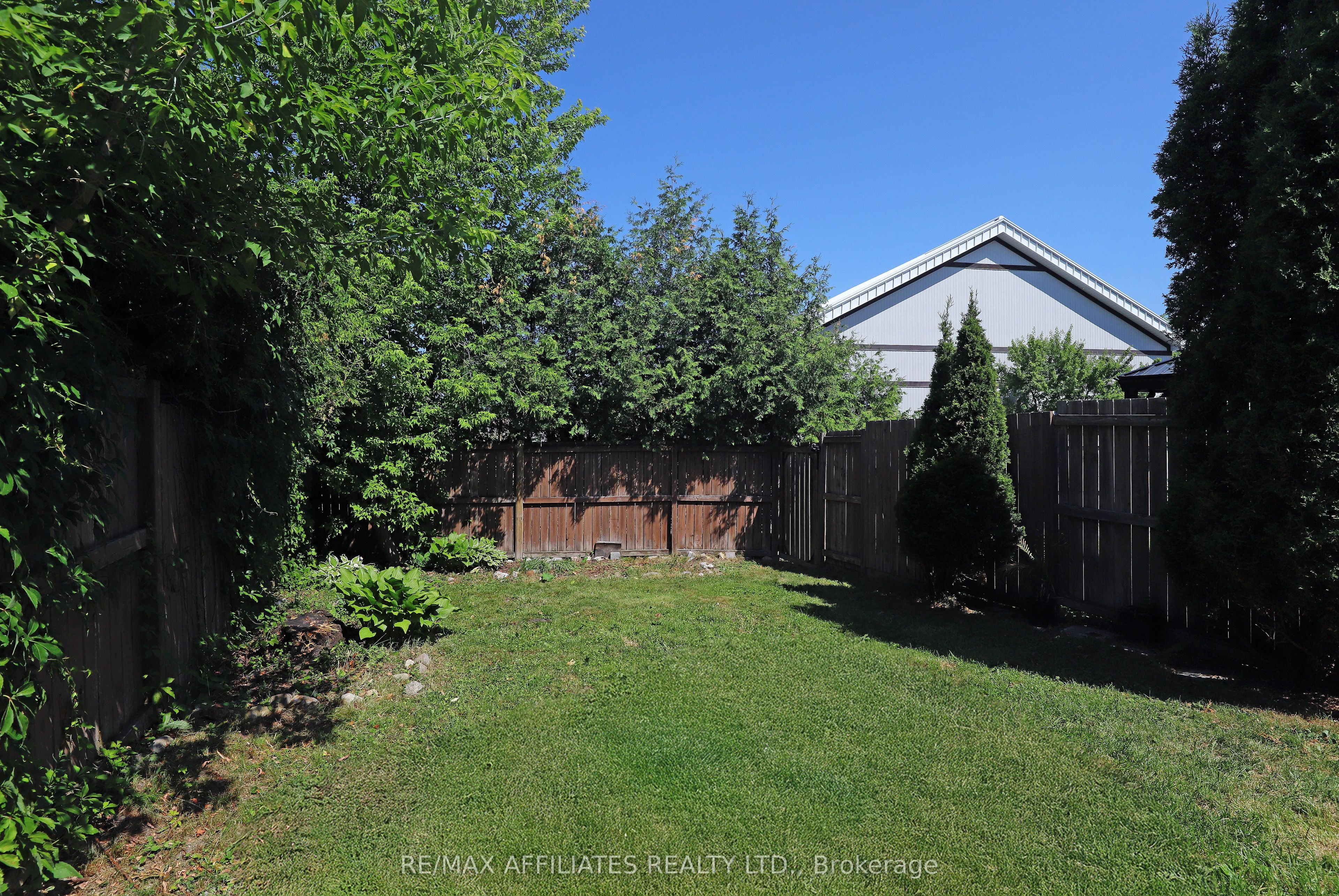 593 Latour Crescent Property Photo 34