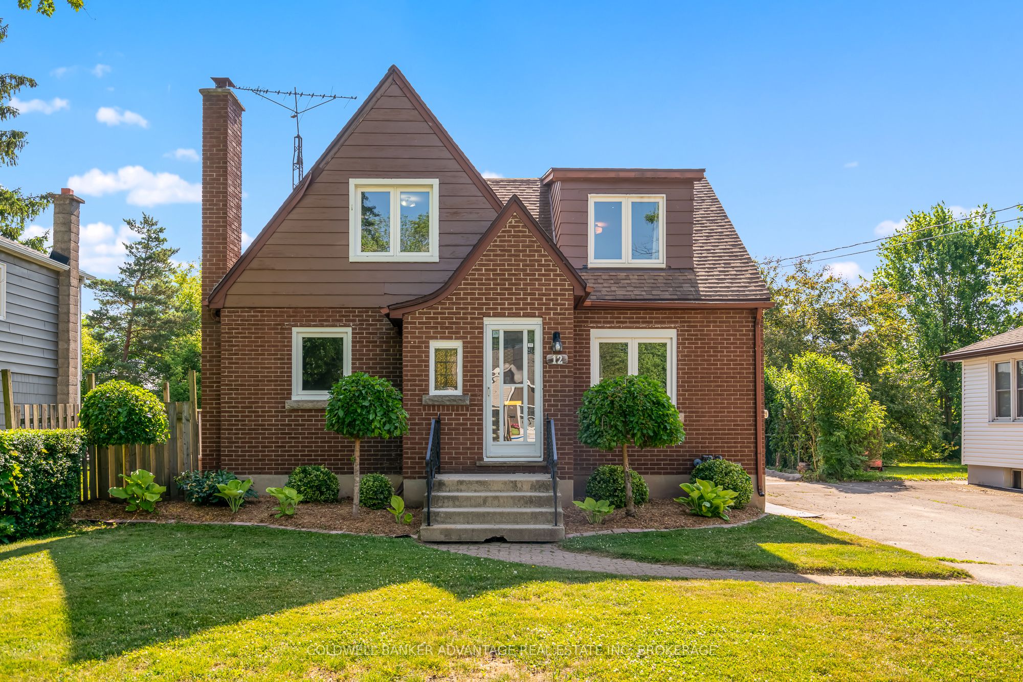 12 Carlton Avenue Property Photo 1