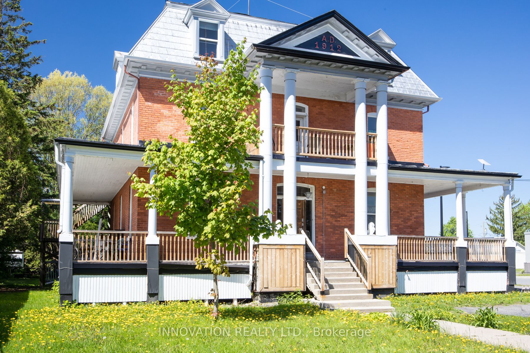 4550 Ste-catherine Street Property Photo 1