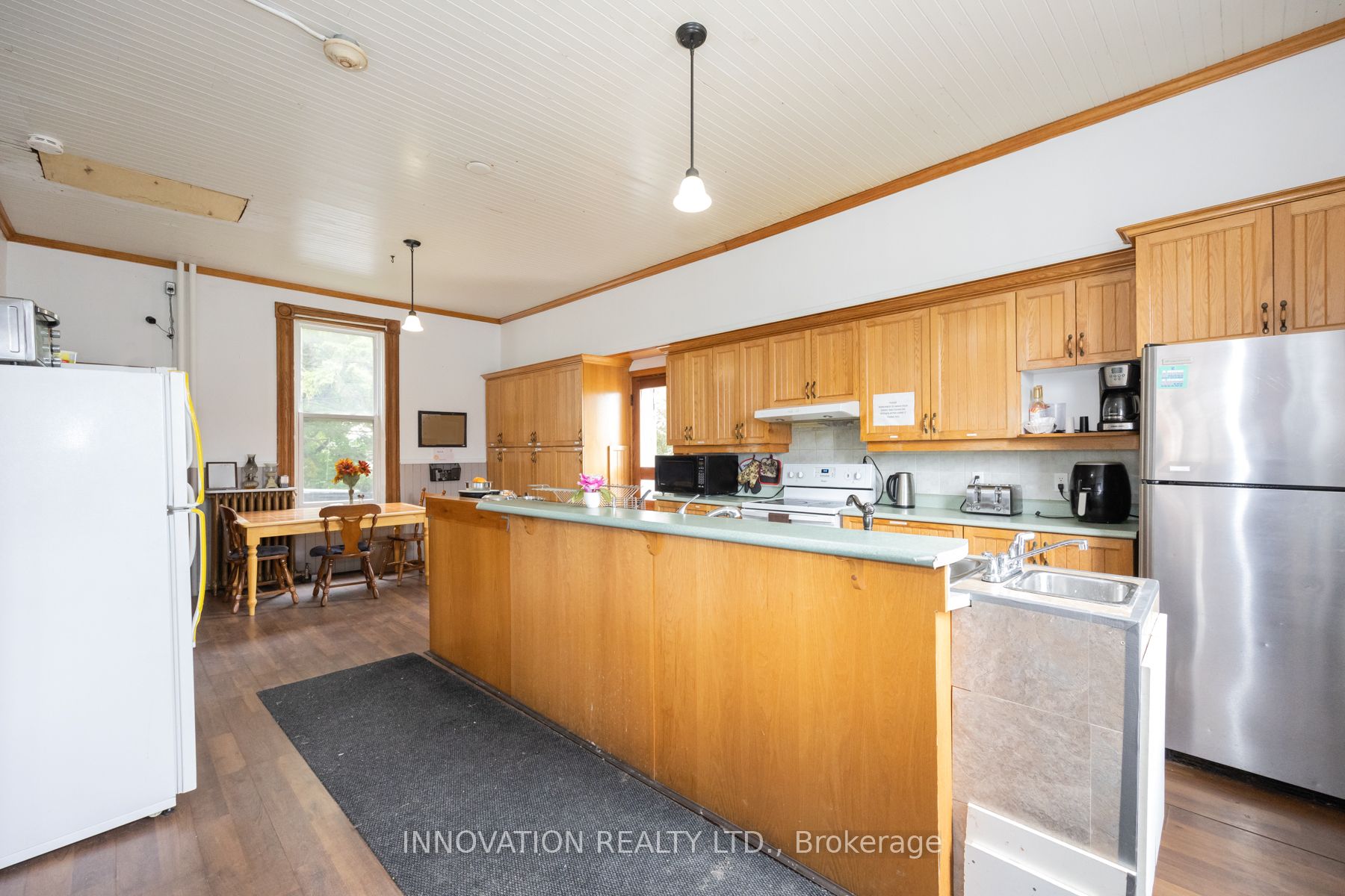 4550 Ste-catherine Street Property Photo 12